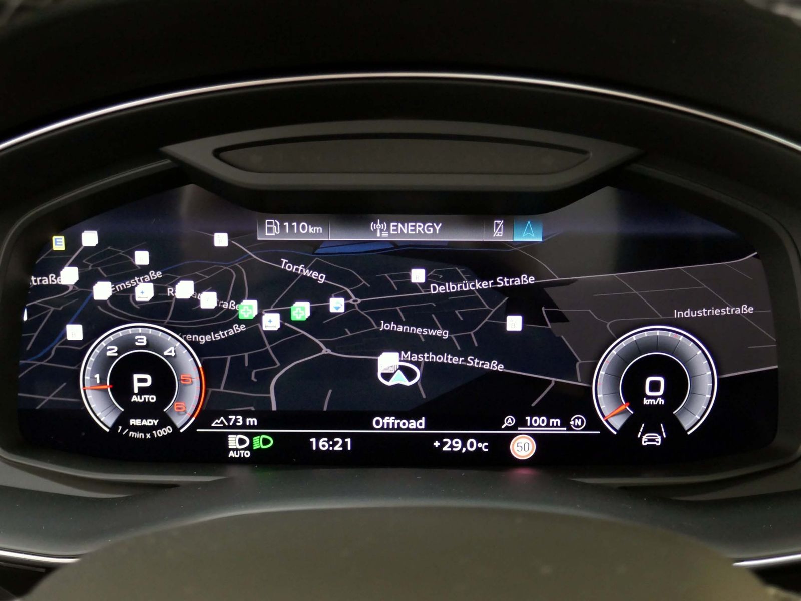 Audi Q8  50 TDI quattro S line | AHK Pano Standhzg.