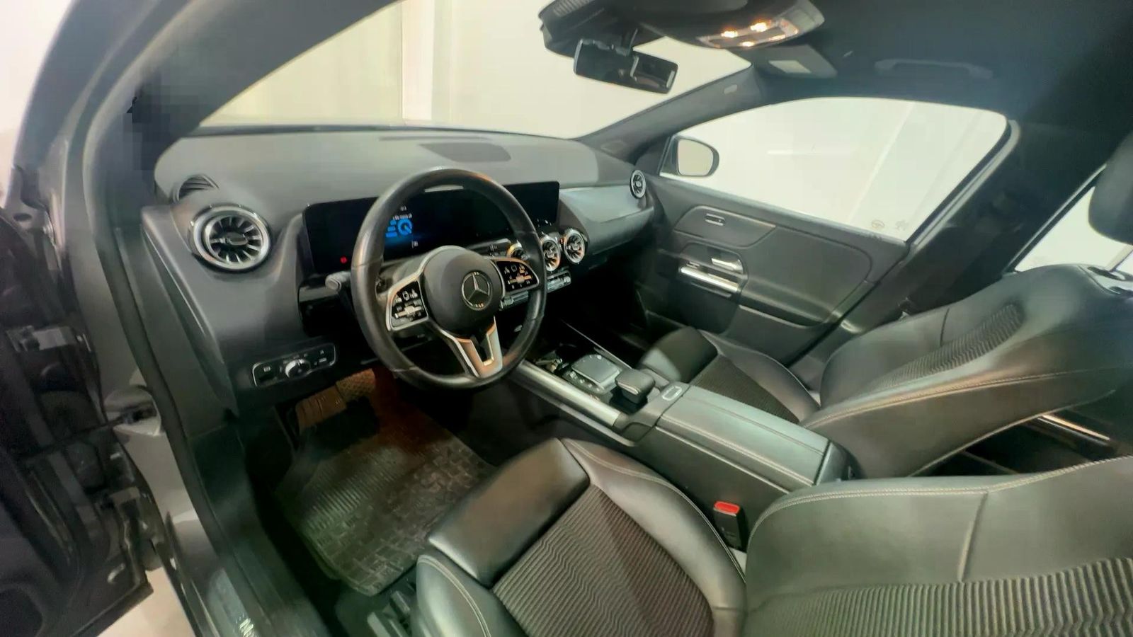 Mercedes-Benz EQA 250 Progressive LED R.Cam Ambiente-Licht PDC