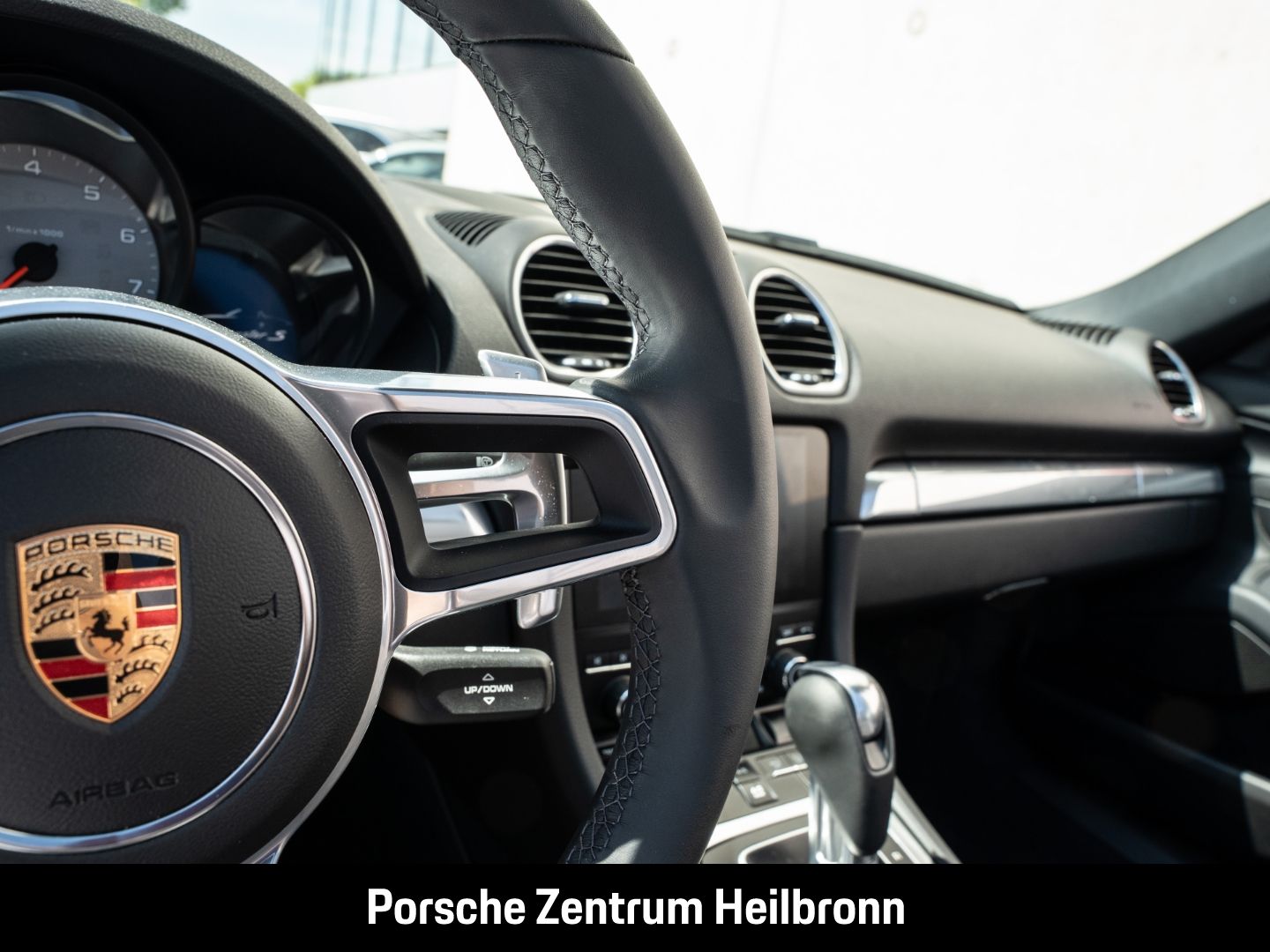 Porsche Boxster 718 S Sportabgasanlage Abstandstempomat