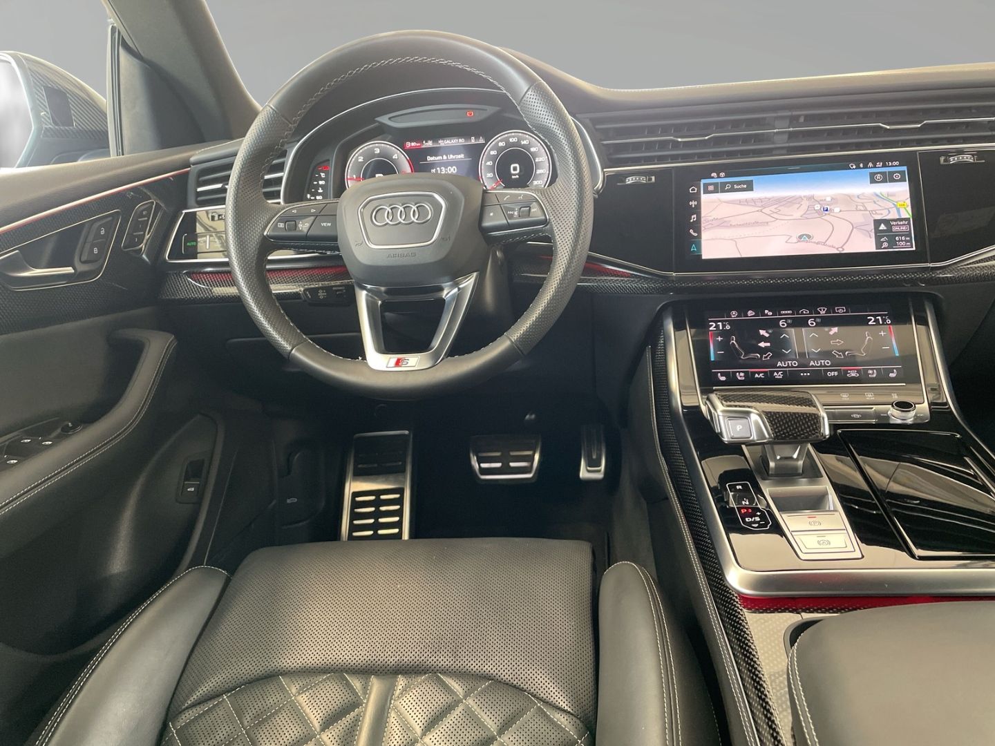 Audi Q8 50 TDI qu Matrix AHK Memory HuD Pano Standhzg