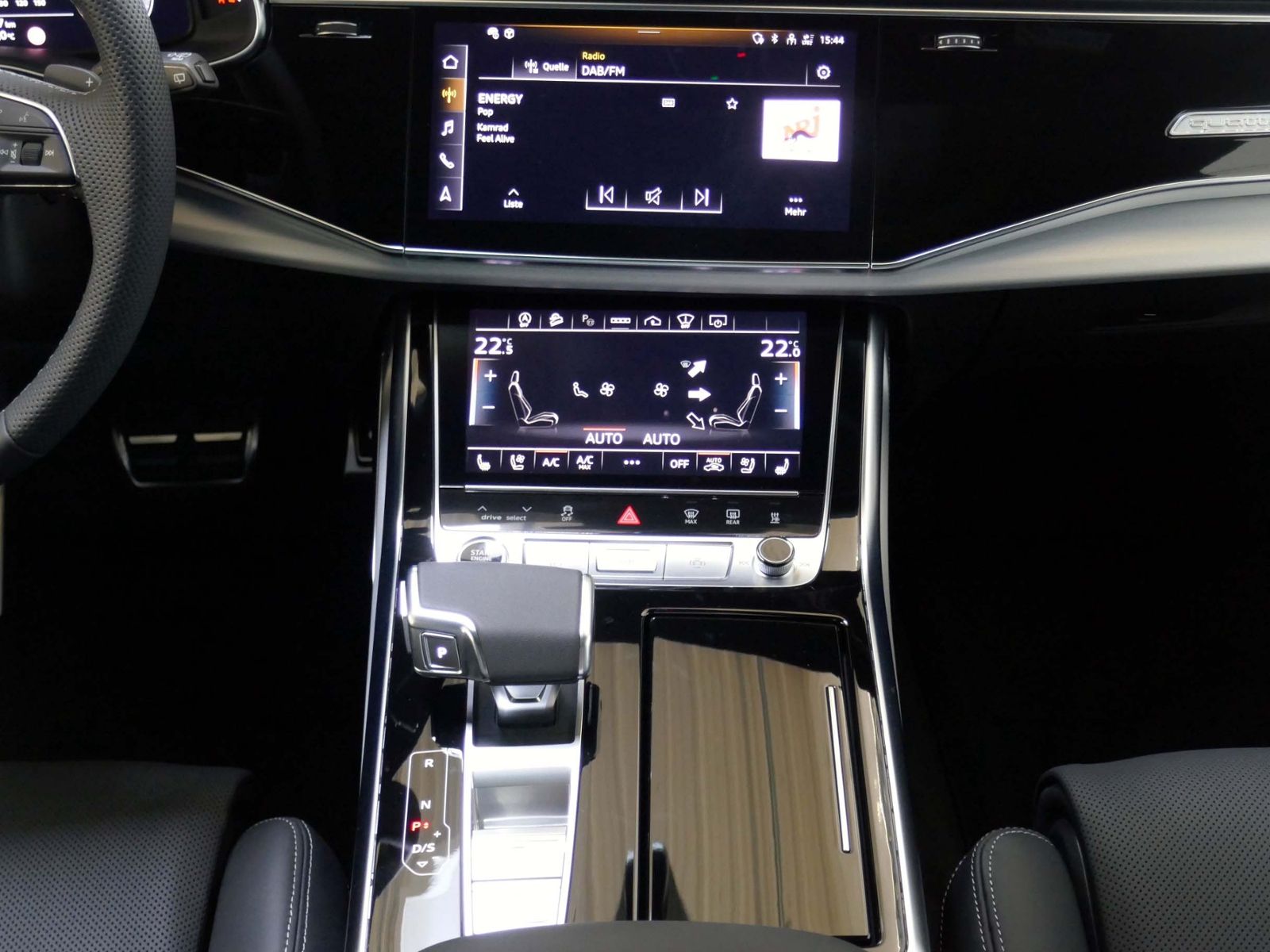 Audi Q8  50 TDI quattro S line | AHK Pano Standhzg.