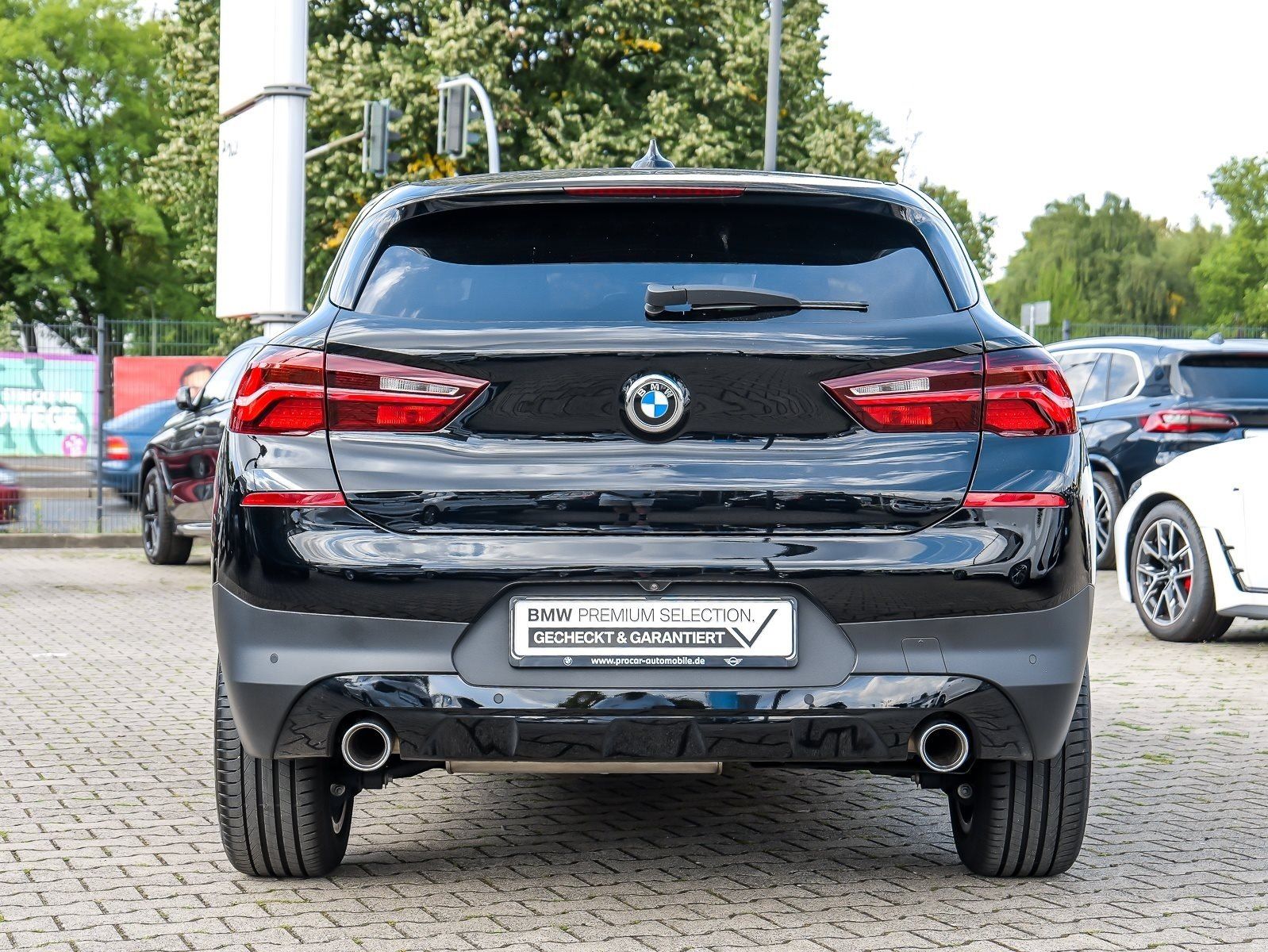 BMW X2 xDrive18d Advantage Plus Navi RFK LED Sportsi