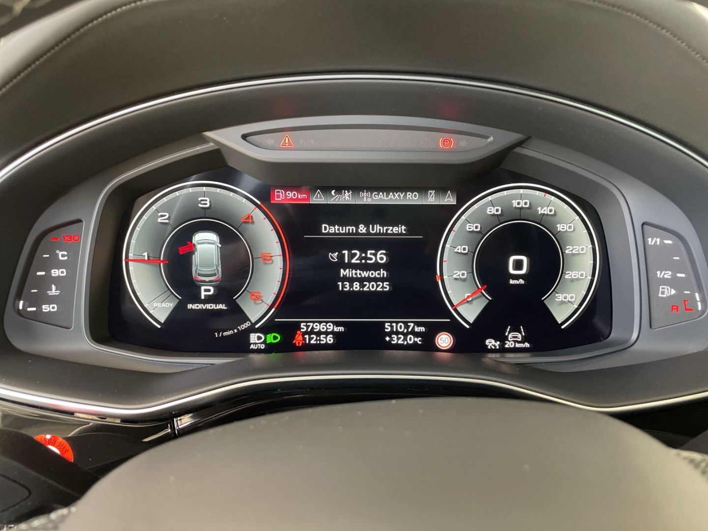 Audi Q8 50 TDI qu Matrix AHK Memory HuD Pano Standhzg