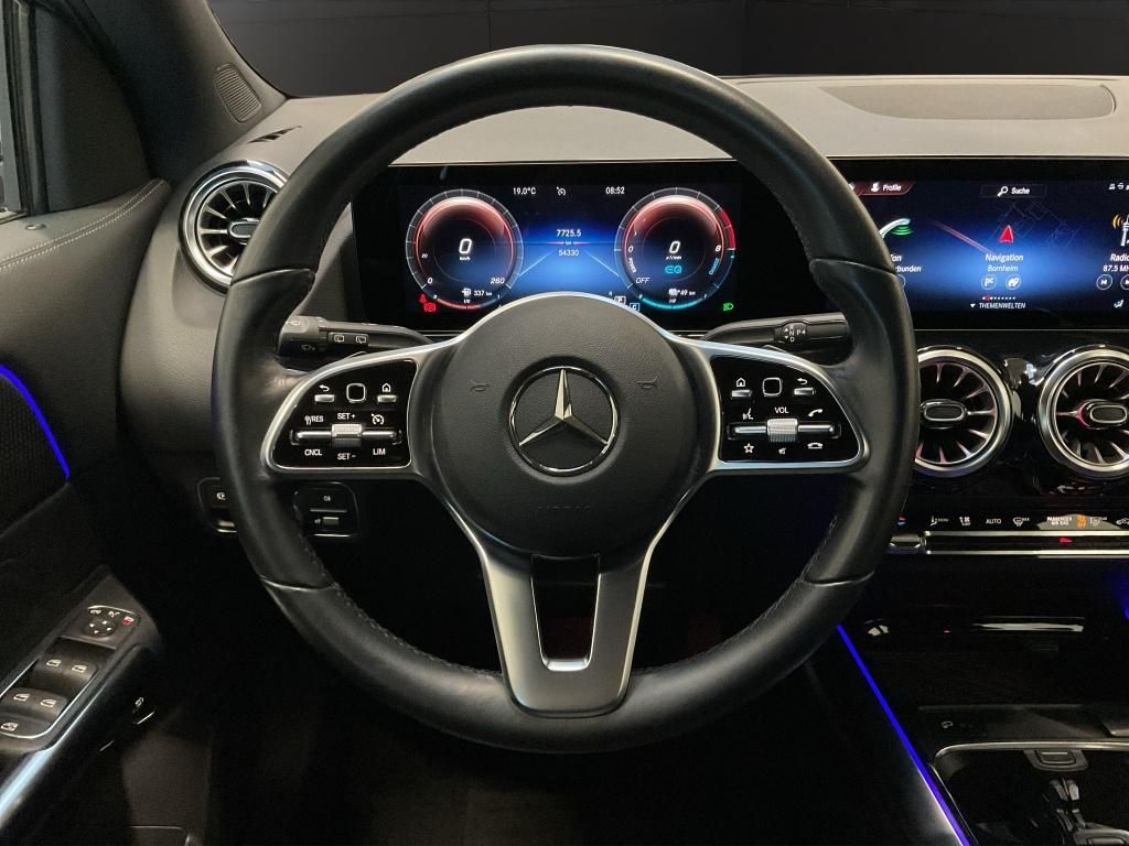 Mercedes-Benz GLA 250 e PROGRESSIVE SPURPAKET KAMERA PDC LED