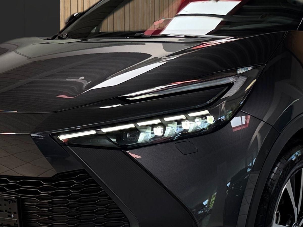 Toyota C-HR 1.8 Hybrid Team D + Technik-Paket el.Heckkl