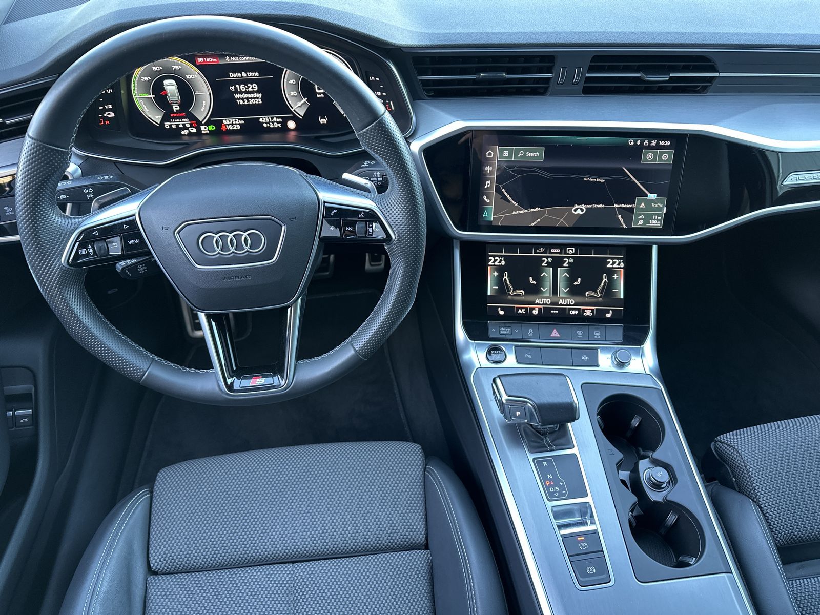 Audi A6 Avant 50 TFSI e Qu S-Line - Samsaru's Car Outlet