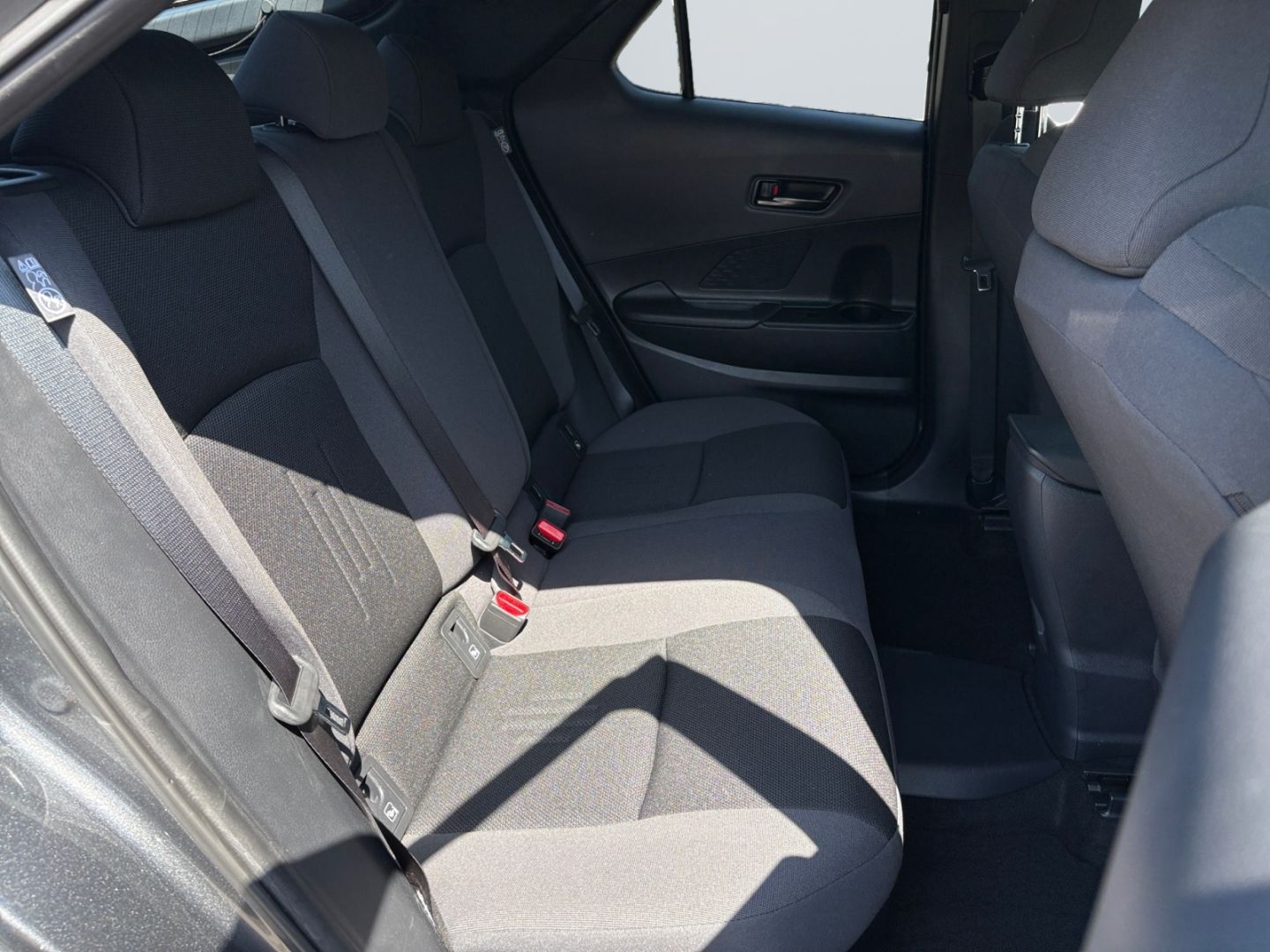 Toyota C-HR 2.0 Plug-In Hybrid Teamplayer *LED*SHZ*CAM*