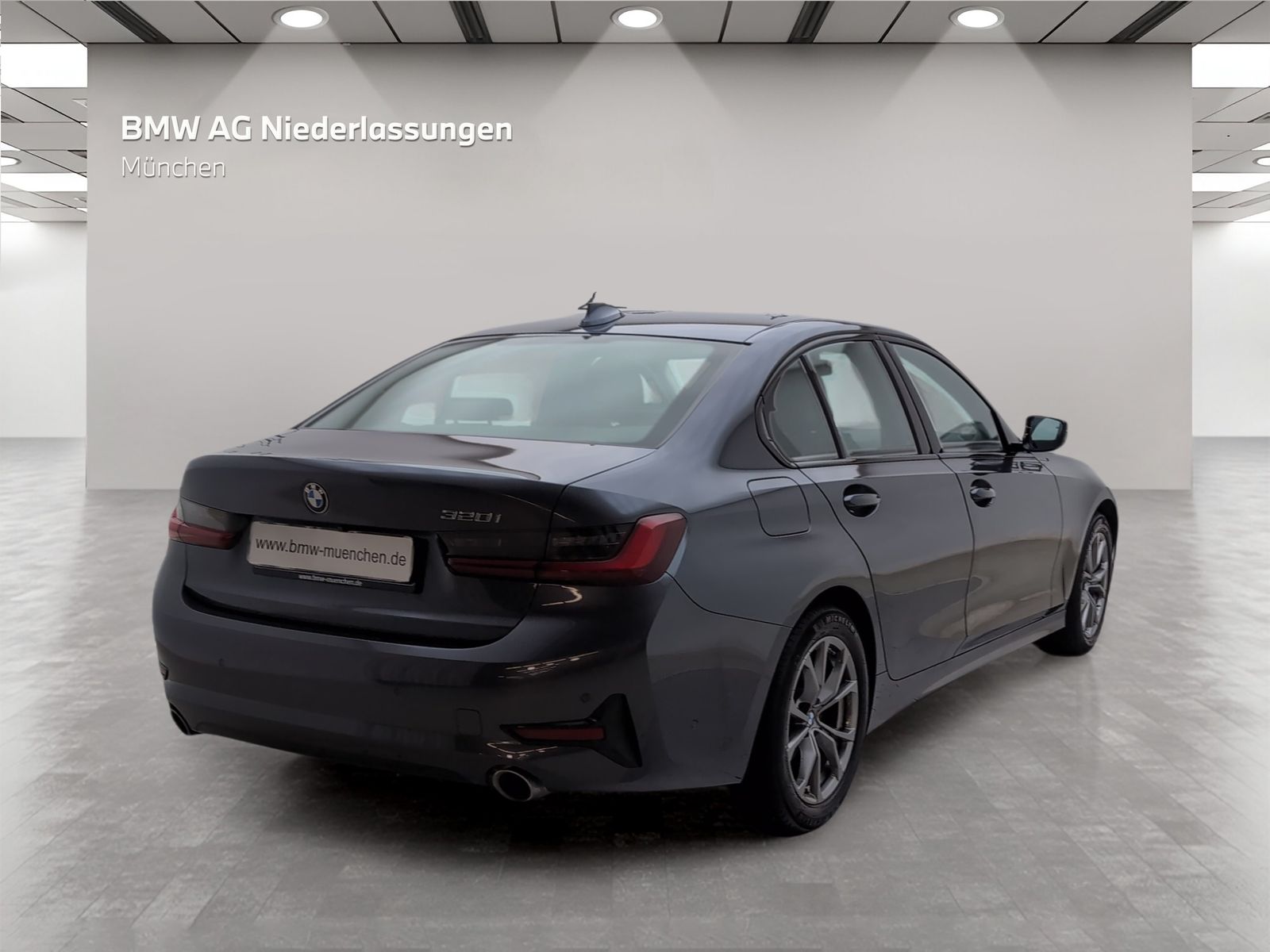 BMW 320i Limousine Sport Line - Samsaru's Car Outlet