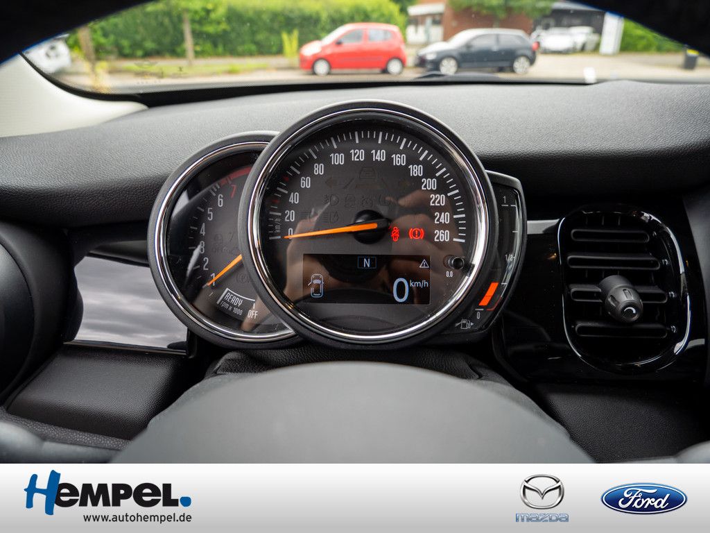 MINI Cooper Essential - Samsaru's Car Outlet