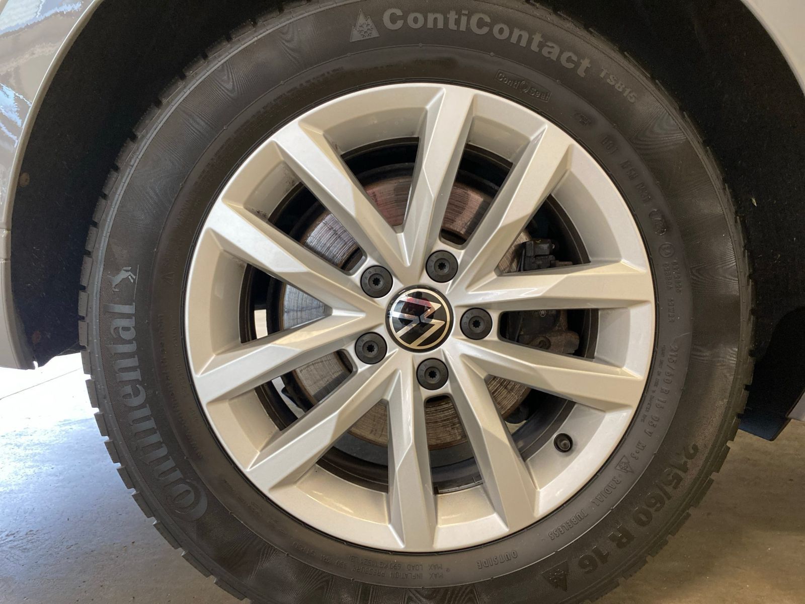 Volkswagen Passat Variant 2.0 TDI Business - Samsaru's Car Outlet