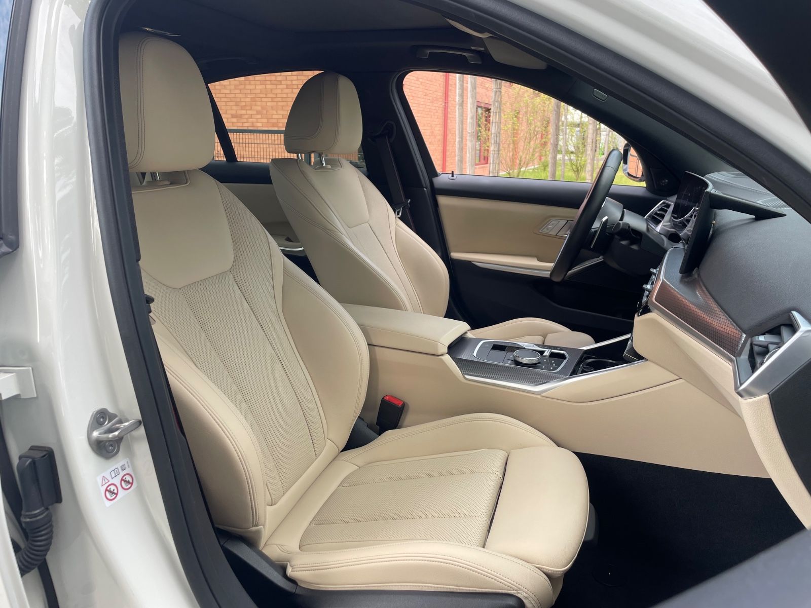 BMW 330 i xDri*MSport* Sit-Memory*Glass-Dach*Comfort