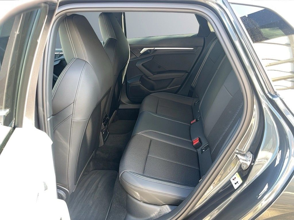 Audi A3 Sportback 35 TFSI advanced - Samsaru's Car Outlet