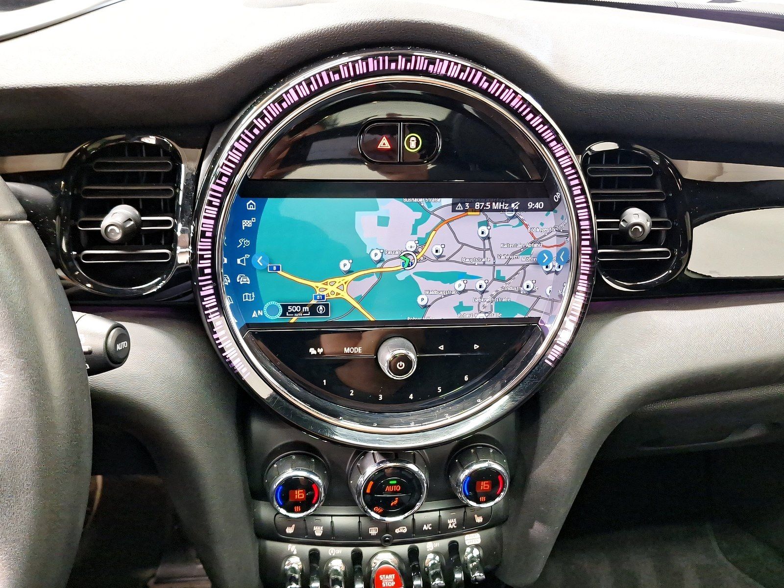 MINI Cooper - Samsaru's Car Outlet