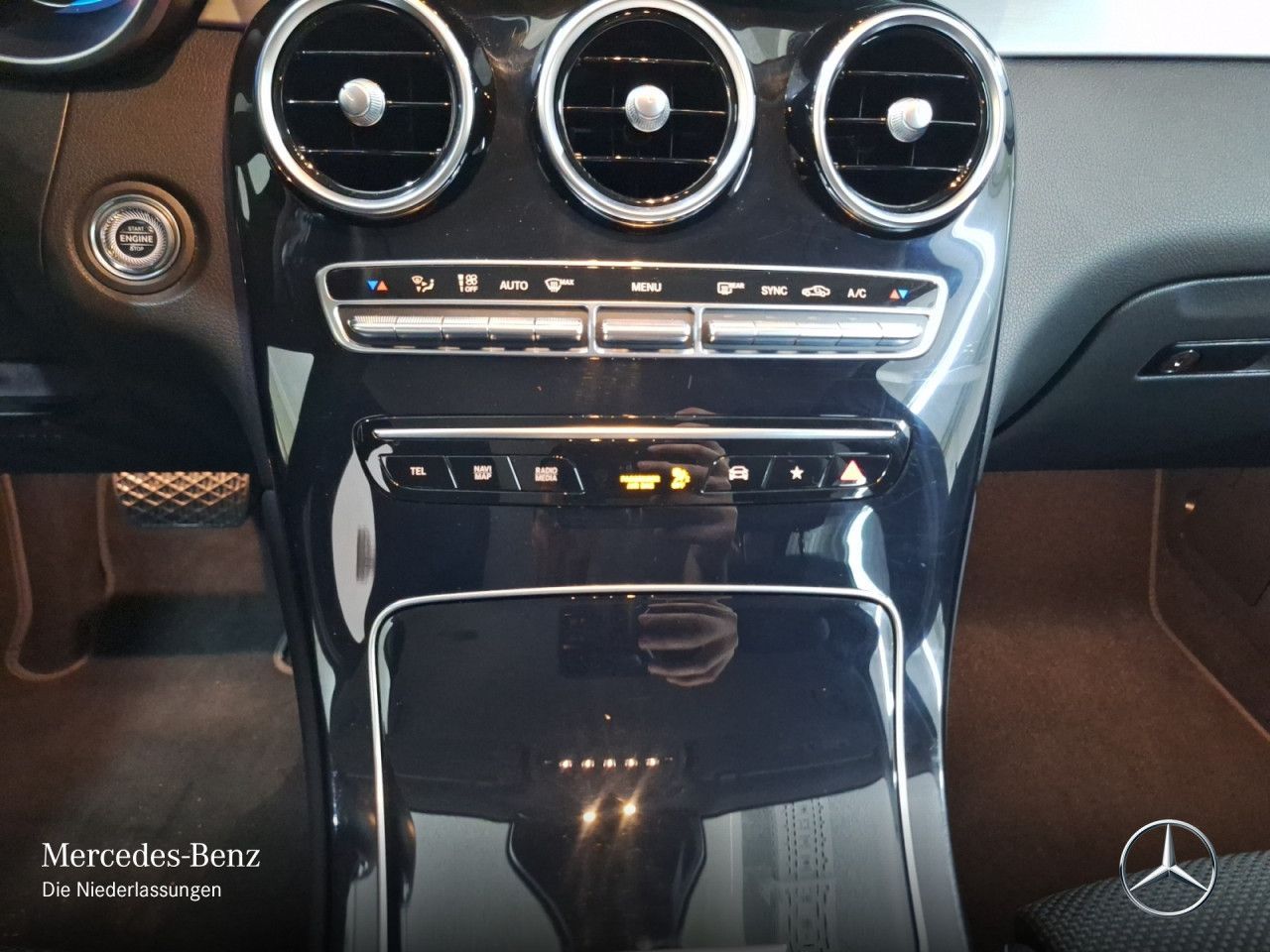 Mercedes-Benz GLC 300 d 4M Exclusive - Samsaru's Car Outlet