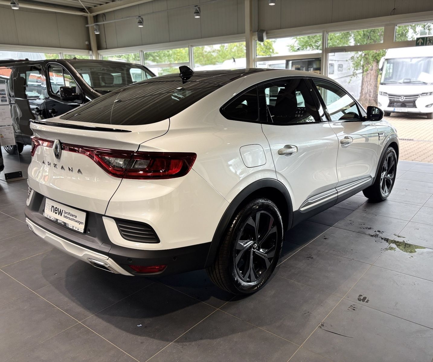 Renault Arkana R.S. LINE TCe 160PS - Samsaru's Car Outlet