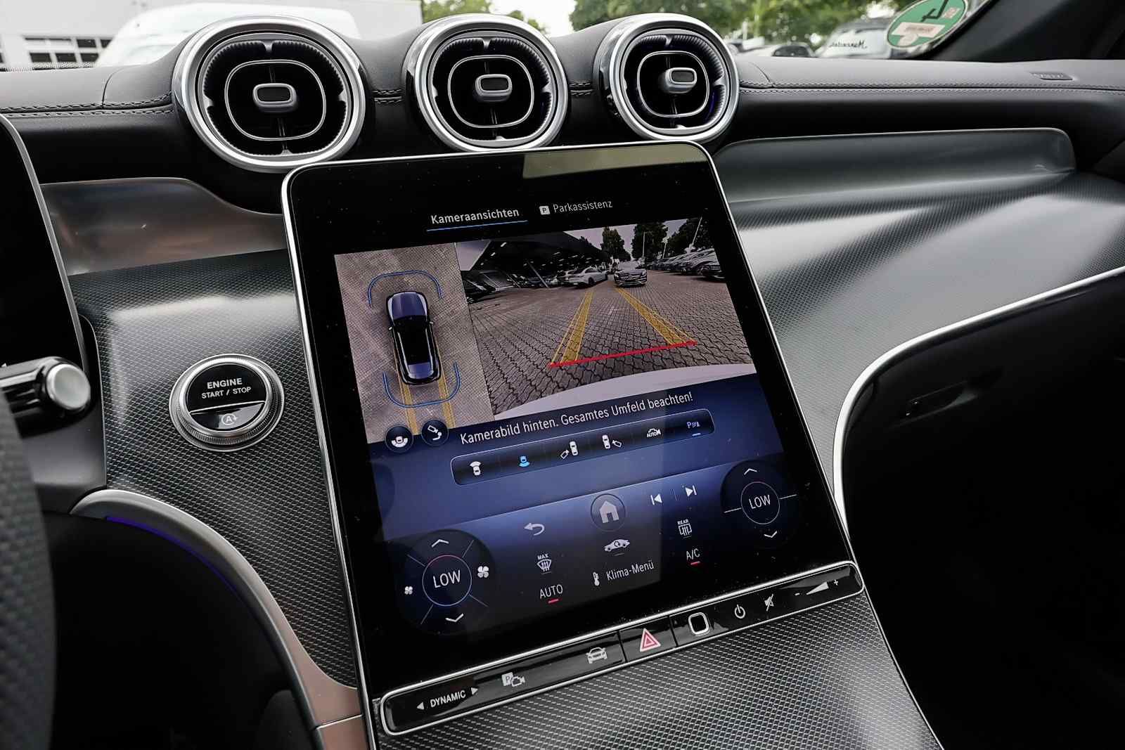 Mercedes-Benz GLC 300 d 4M AMG Distronic+360°+DI-LED+Pano+AHK