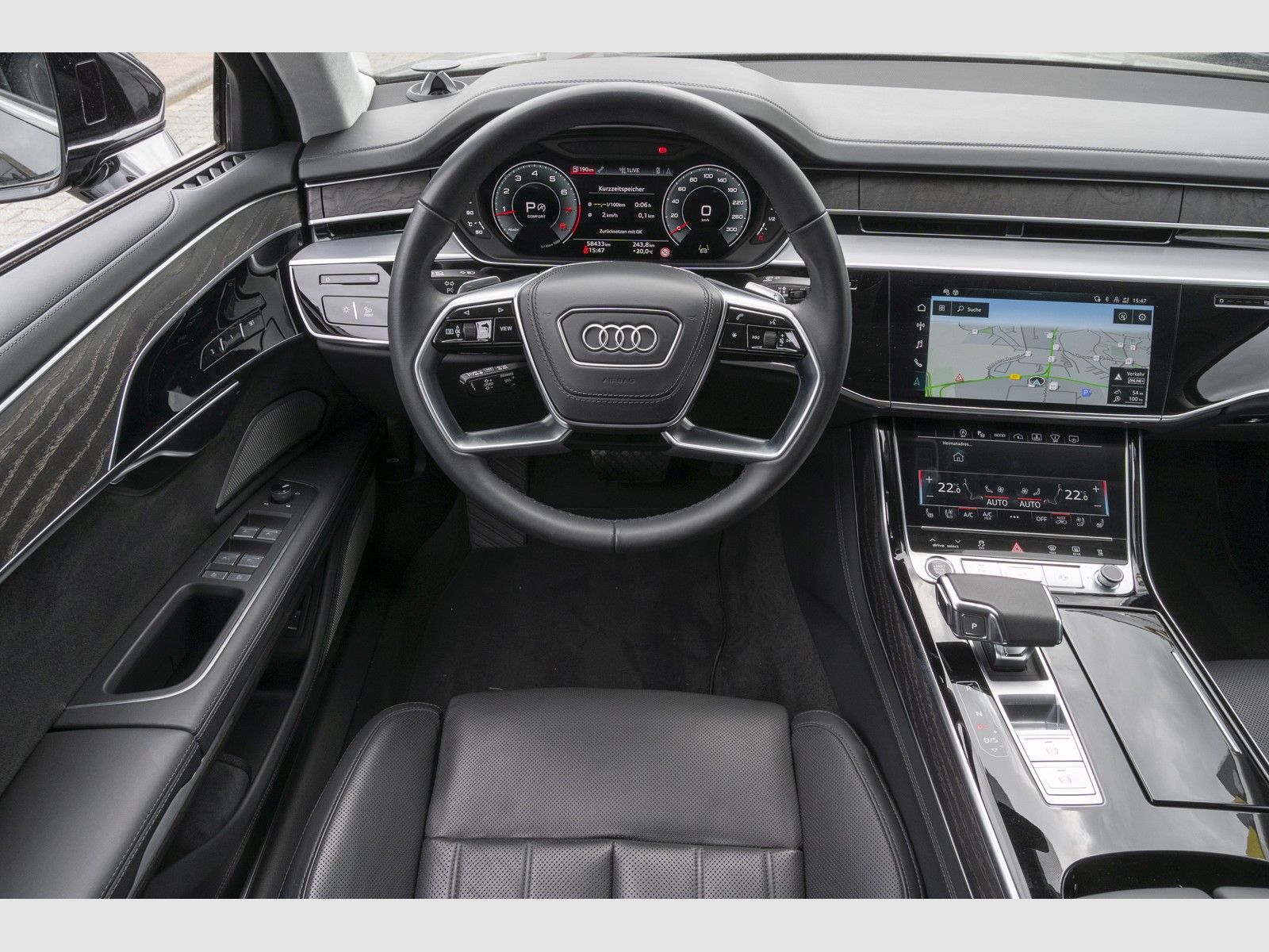 Audi A8 L 60TFSI Advanced - Samsaru's Car Outlet