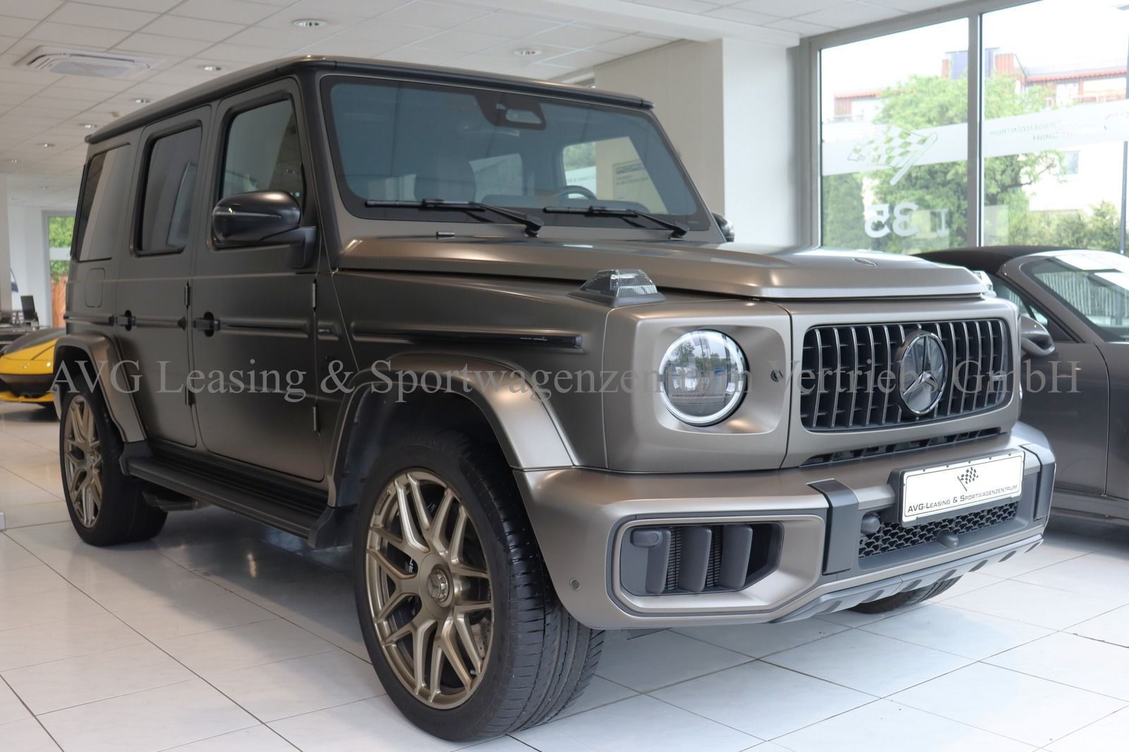 Mercedes-Benz G63 AMG - Samsaru's Car Outlet