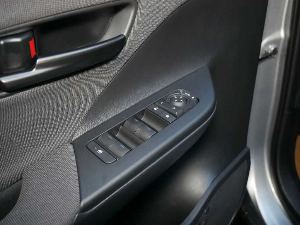 Toyota C-HR Hybrid Team D 2,0 SHZ NAVI ACC PDC LED