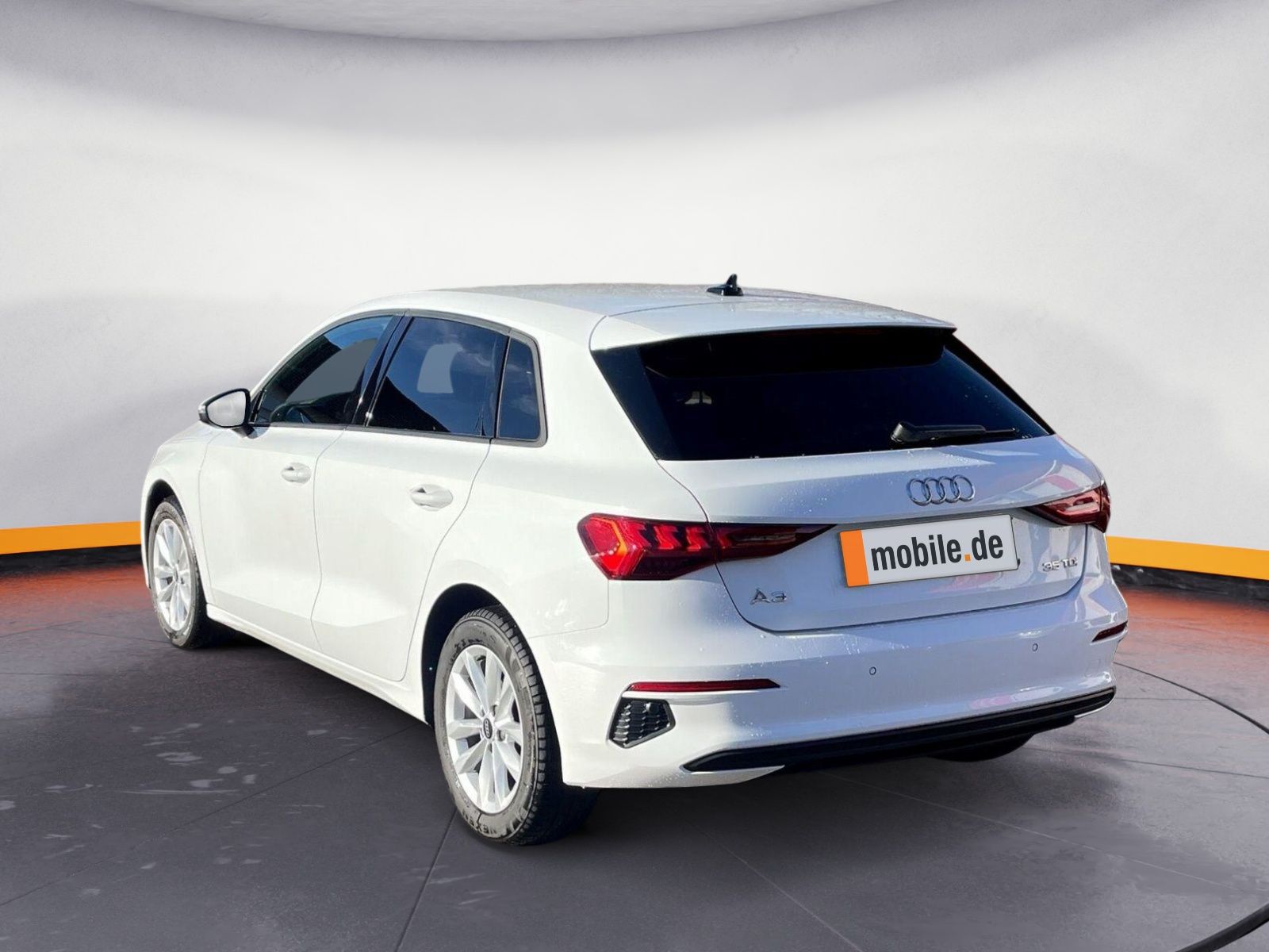 Audi A3 35 2.0 TDI Sportback - Samsaru's Car Outlet