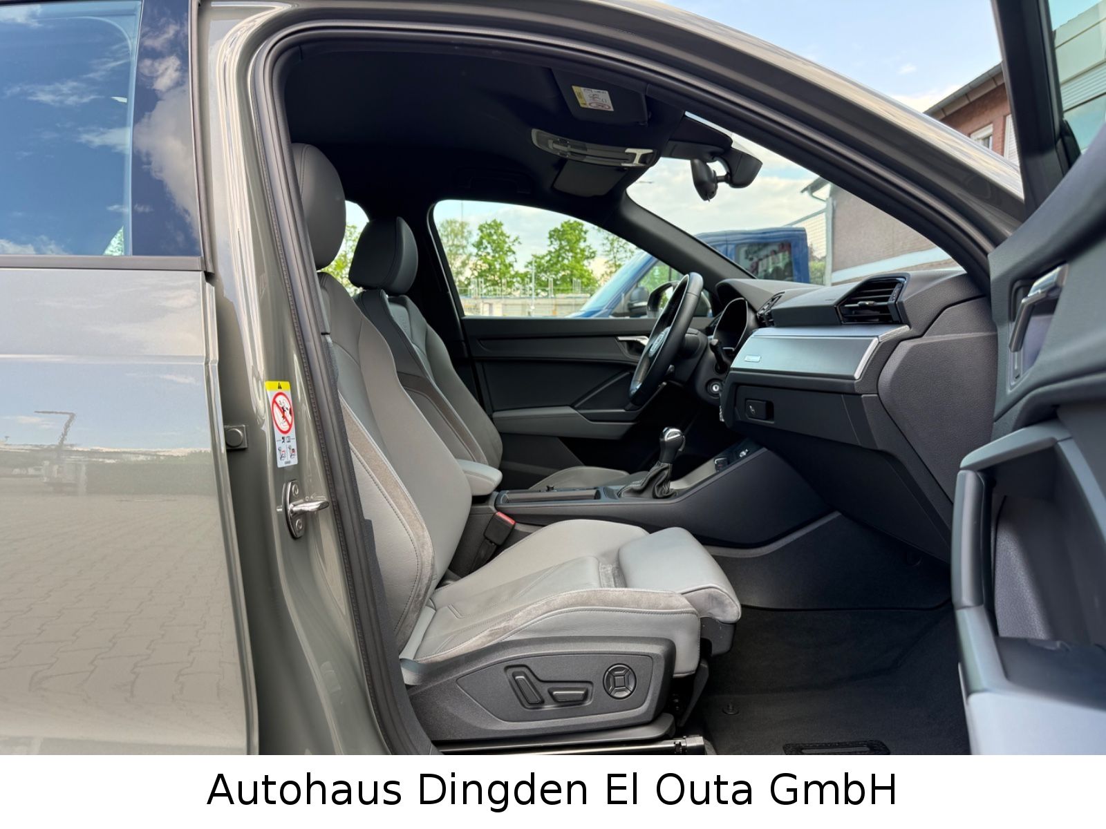 Audi Q3 45 TFSI e S Line