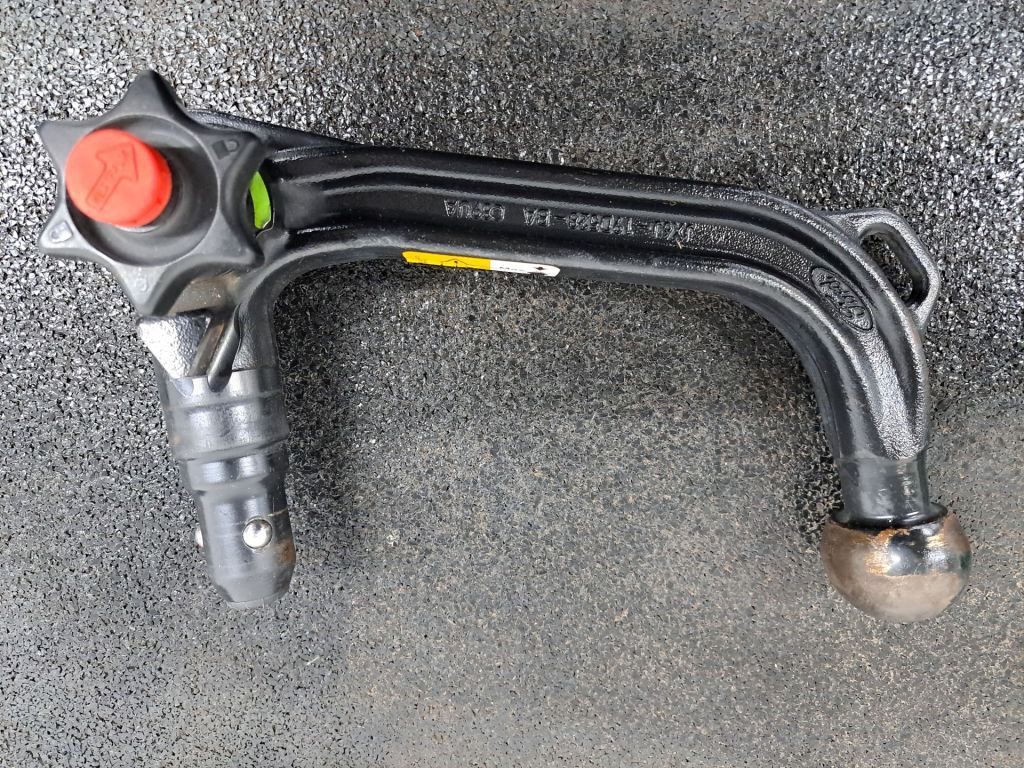 Ford Focus Turnier 2.0 Aut. COOL&CONNECT LED NAVI AHK