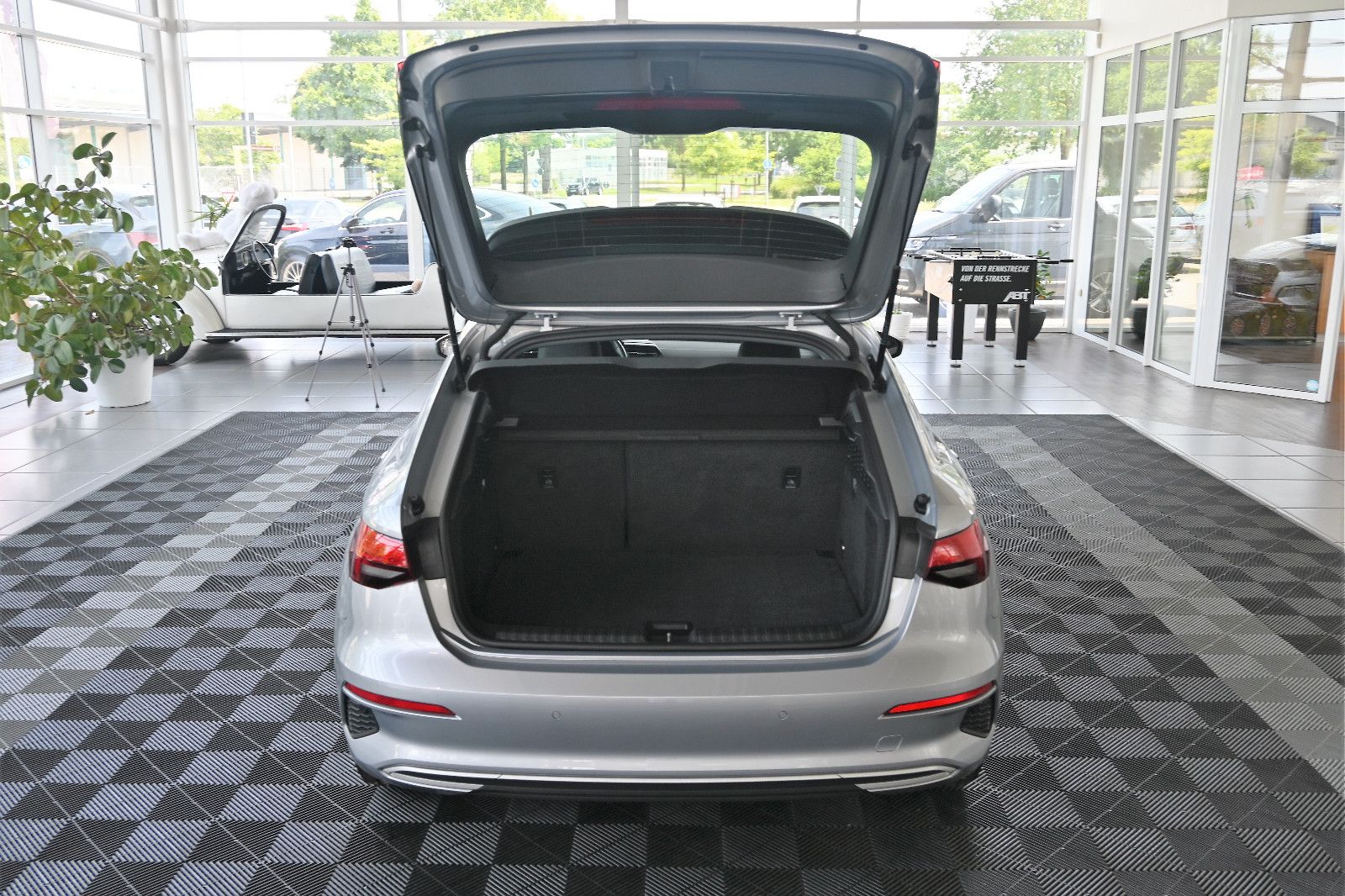Audi A3 SB 40 TDI qu advanced - Samsaru's Car Outlet
