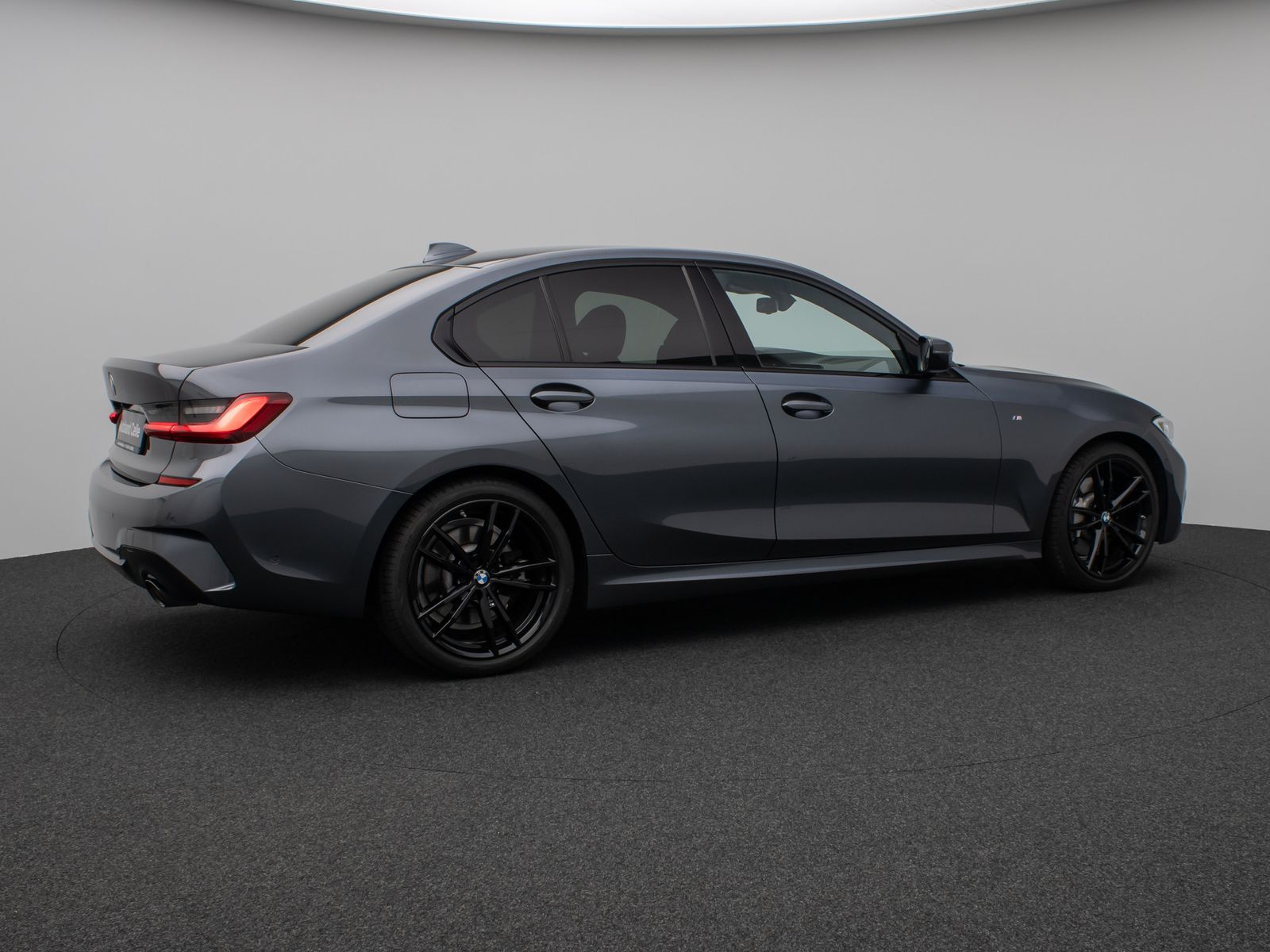 BMW 330i xD M Sport - Samsaru's Car Outlet