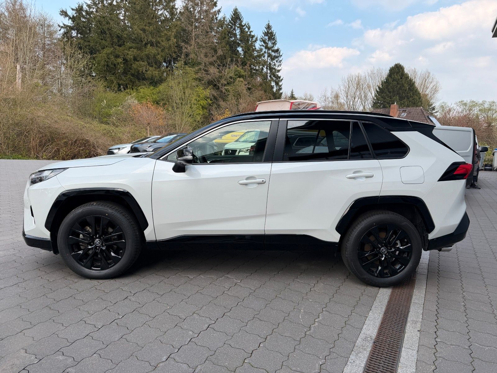 Toyota RAV 4 2.5 Hybrid 4x2 Style VOLL JBL+360°+LEDER