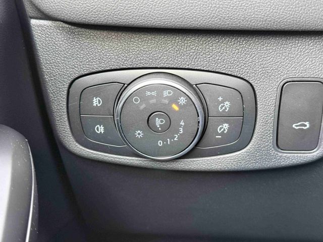 Ford Focus ST-Line X LED HeadUp SoundSystem ACC    Tu