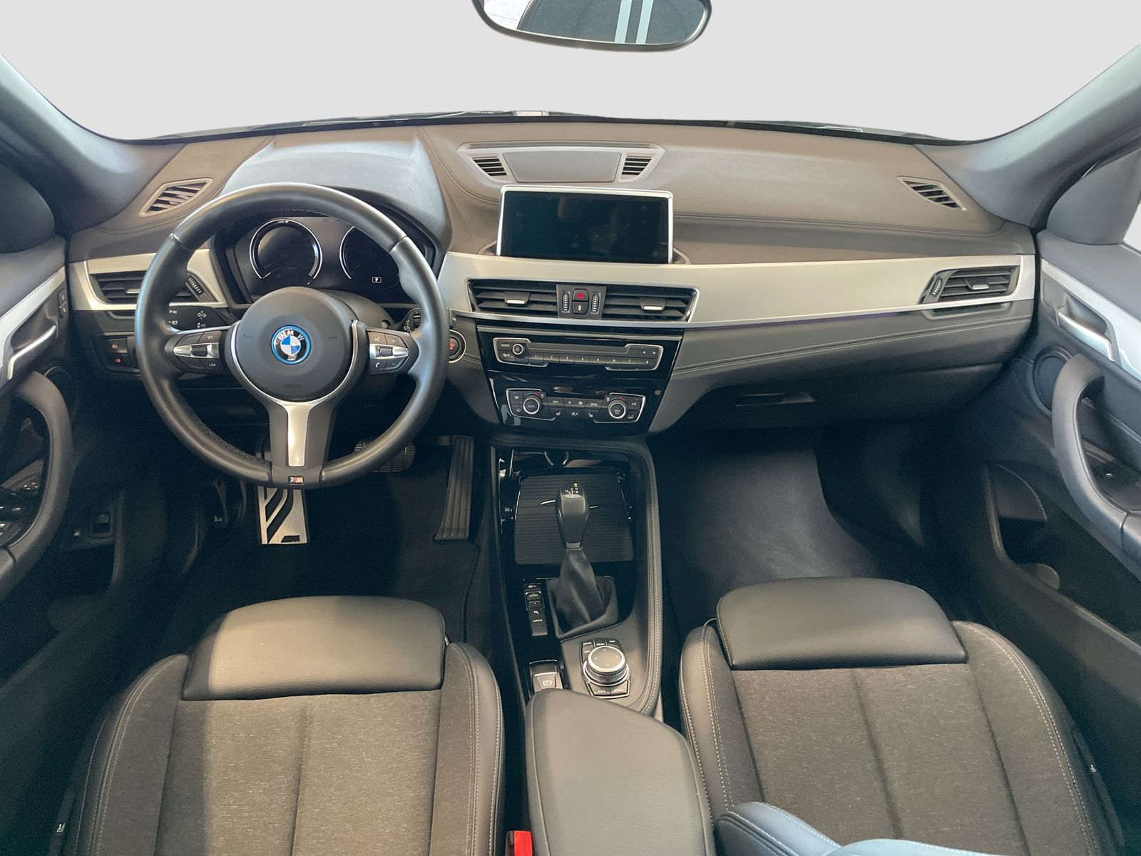 BMW X1 xDrive25e M Sport - Samsaru's Car Outlet