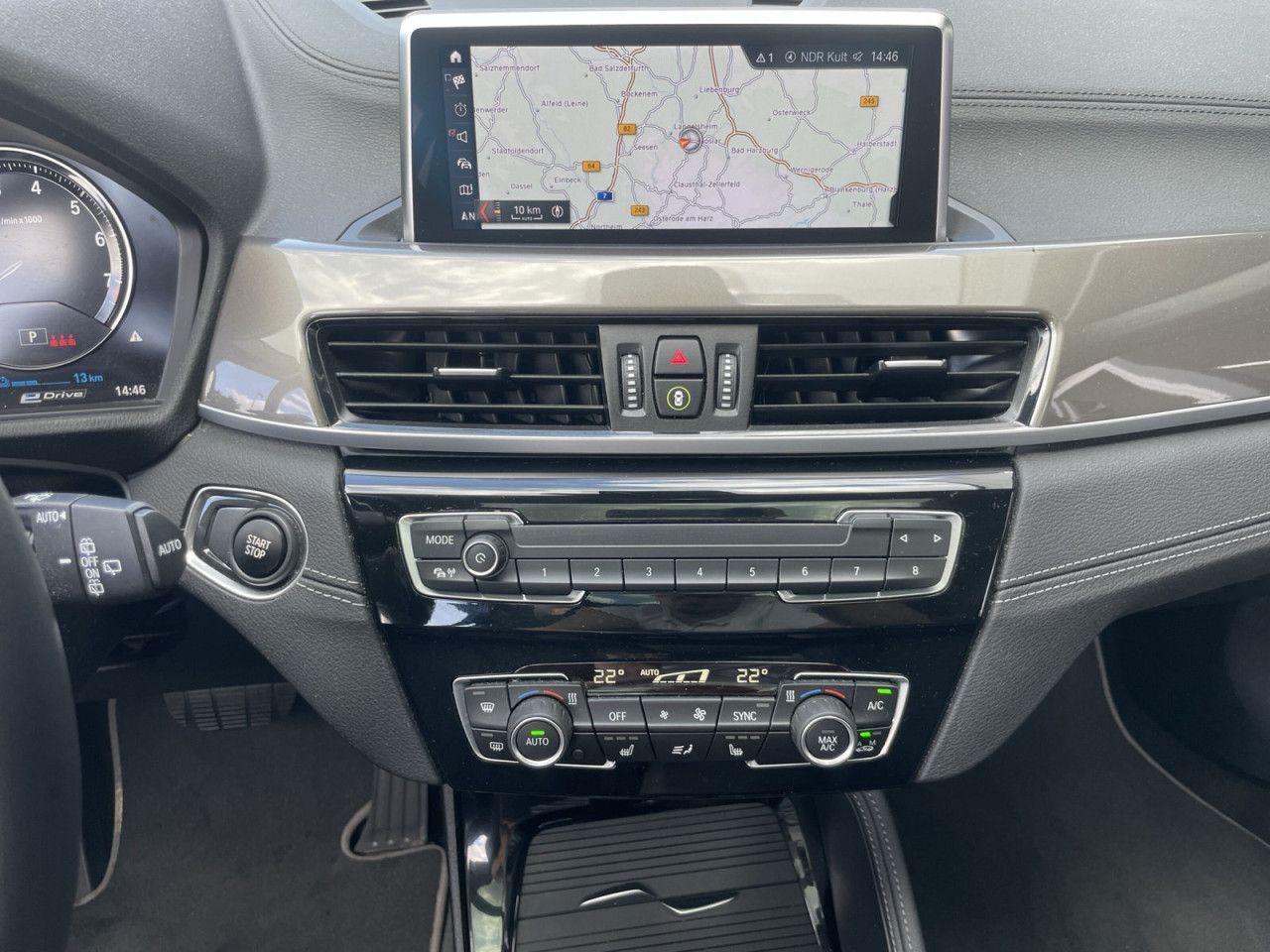 BMW X1 xDrive25e X Line - Samsaru's Car Outlet