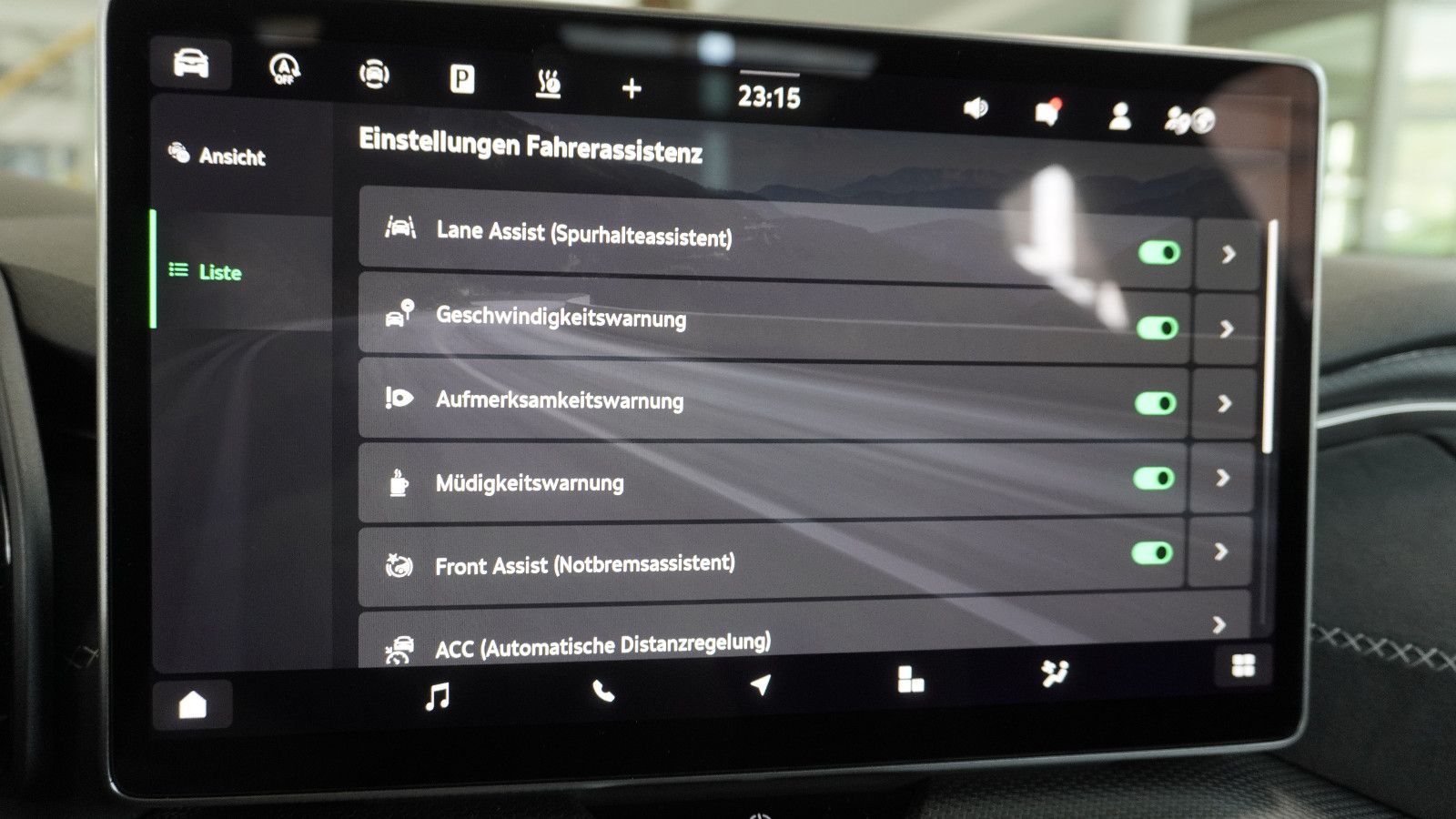 Skoda Kodiaq 2.0 TDI 4x4 Sportline*AHK*HEAD-UP*PANO*7S