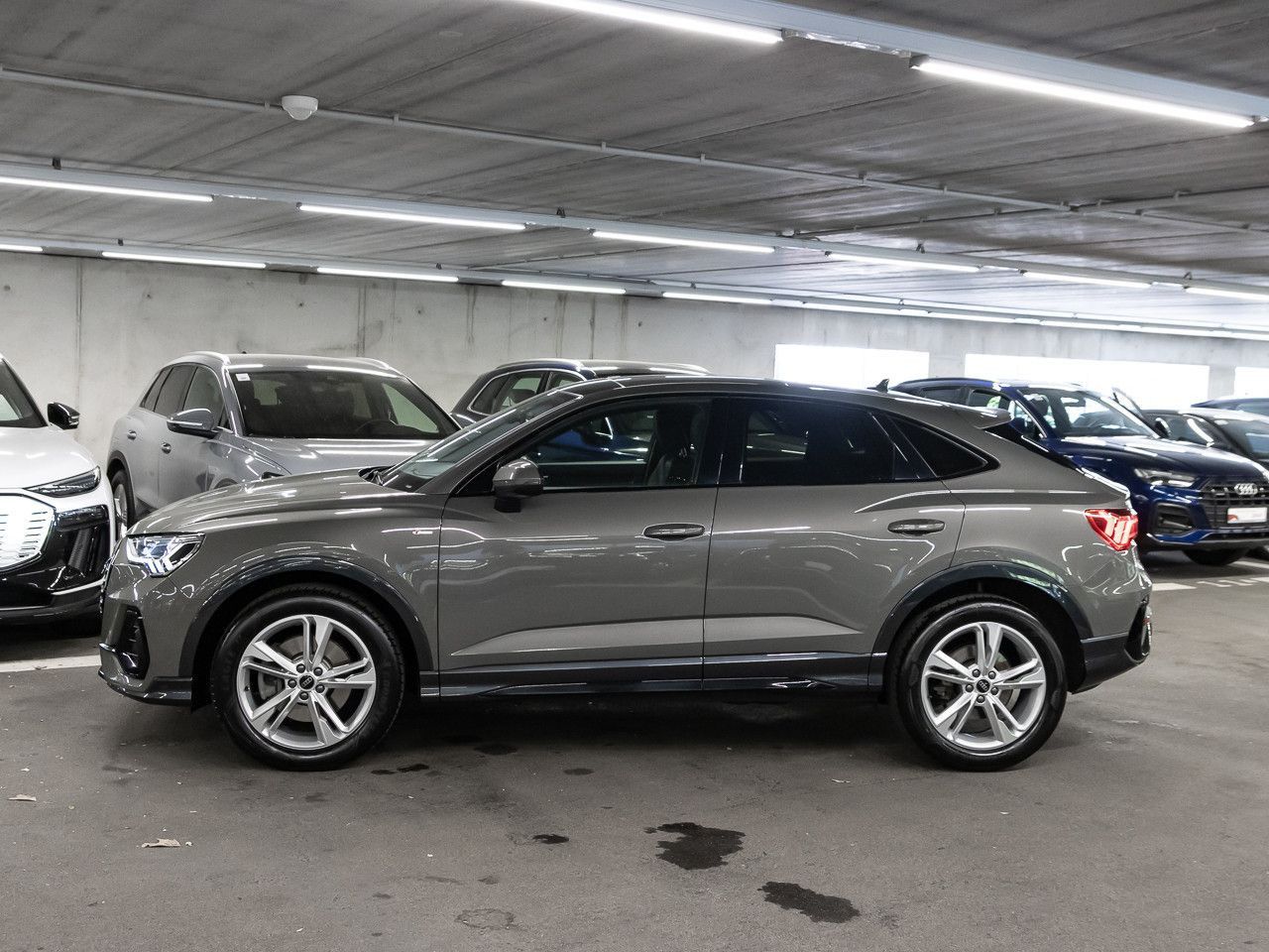 Audi Q3 Sportback 40 TFSI quattro S line Kamera AHK