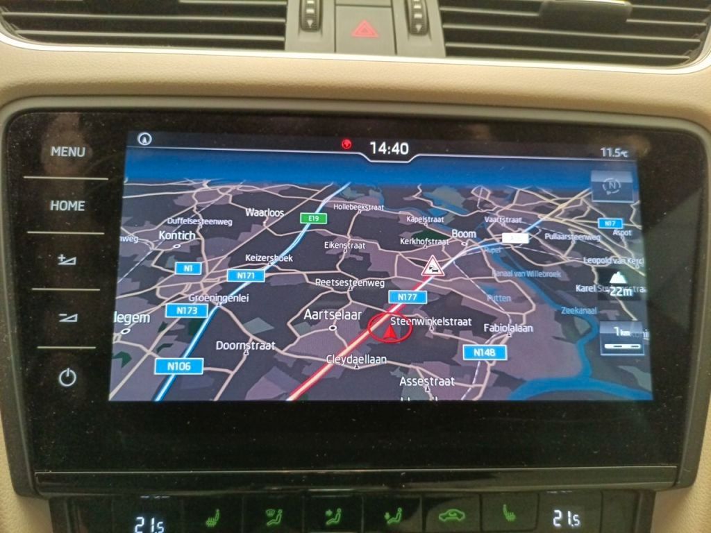 Skoda Octavia Combi Style 1.5TSI - Samsaru's Car Outlet