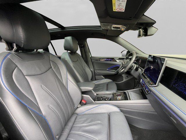 Volkswagen Tiguan 1.5 eHybrid DSG R-Line *HUD*AHK*PANO*SZH*