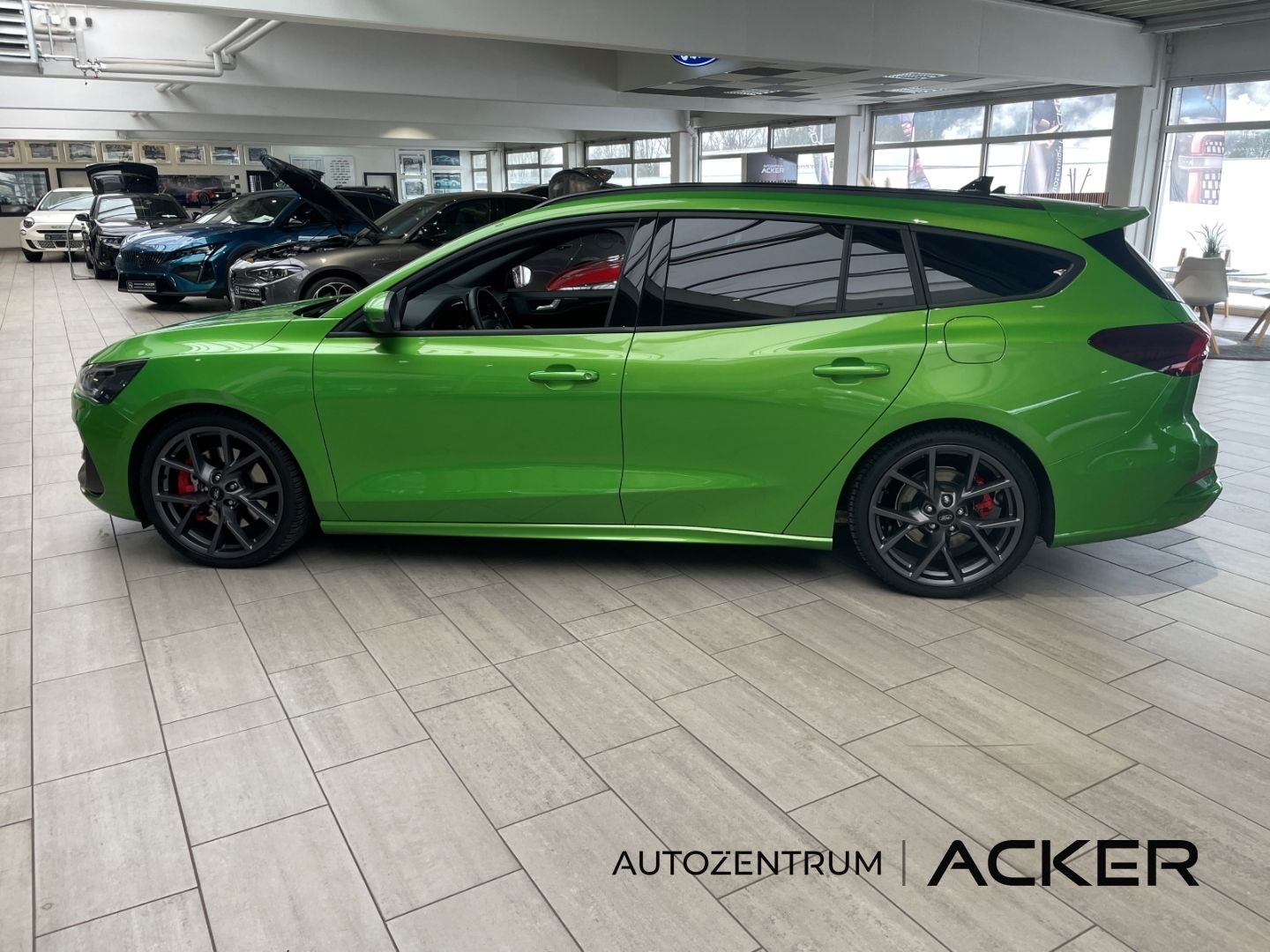 Ford Focus ST X Turnier 2.3 AT Pano/aAHK/ACC -34%*