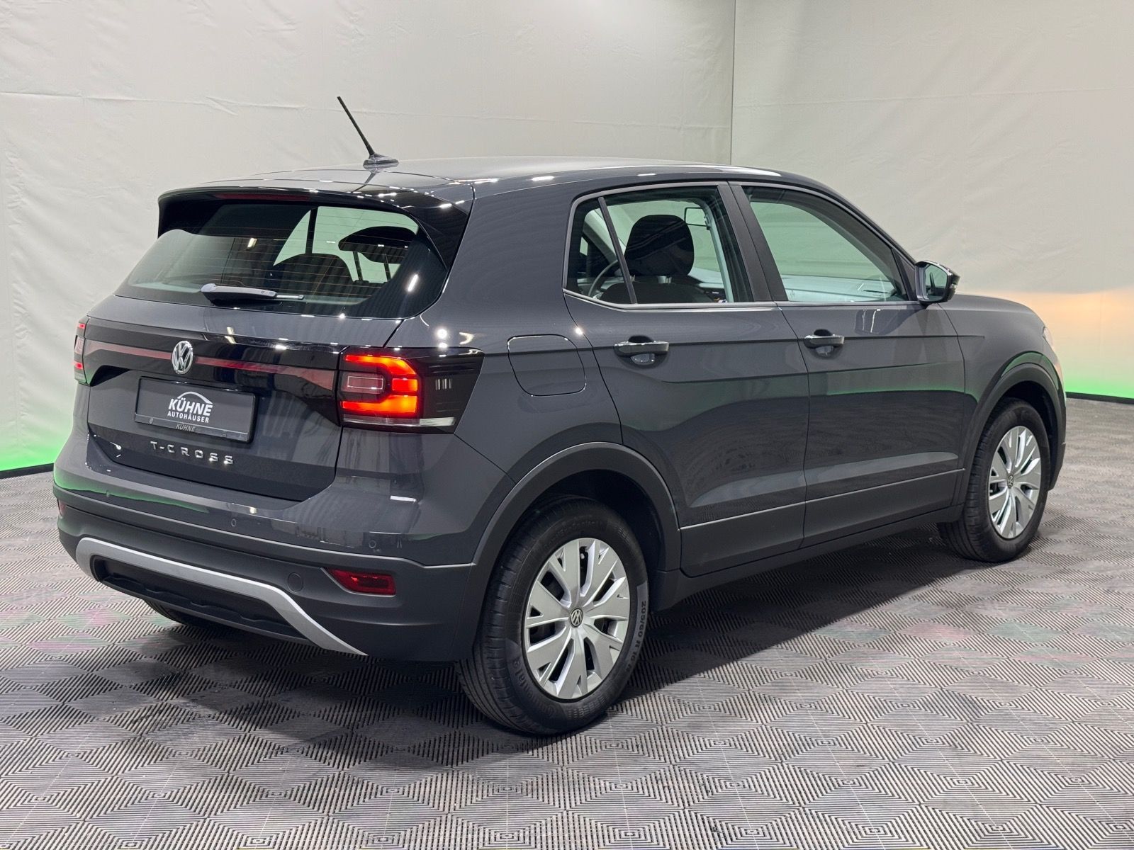 Volkswagen T-Cross 1.0 TSI - Samsaru's Car Outlet