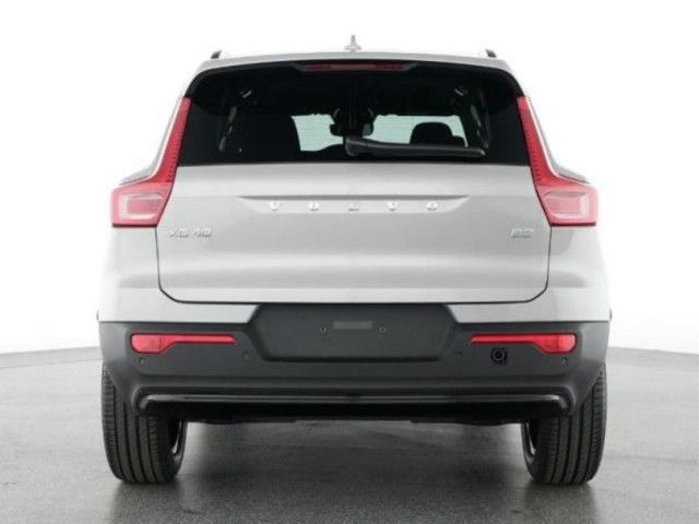 Volvo XC40 B3 Plus Dark/Navi/LED/AHK/Pano/360Kamera