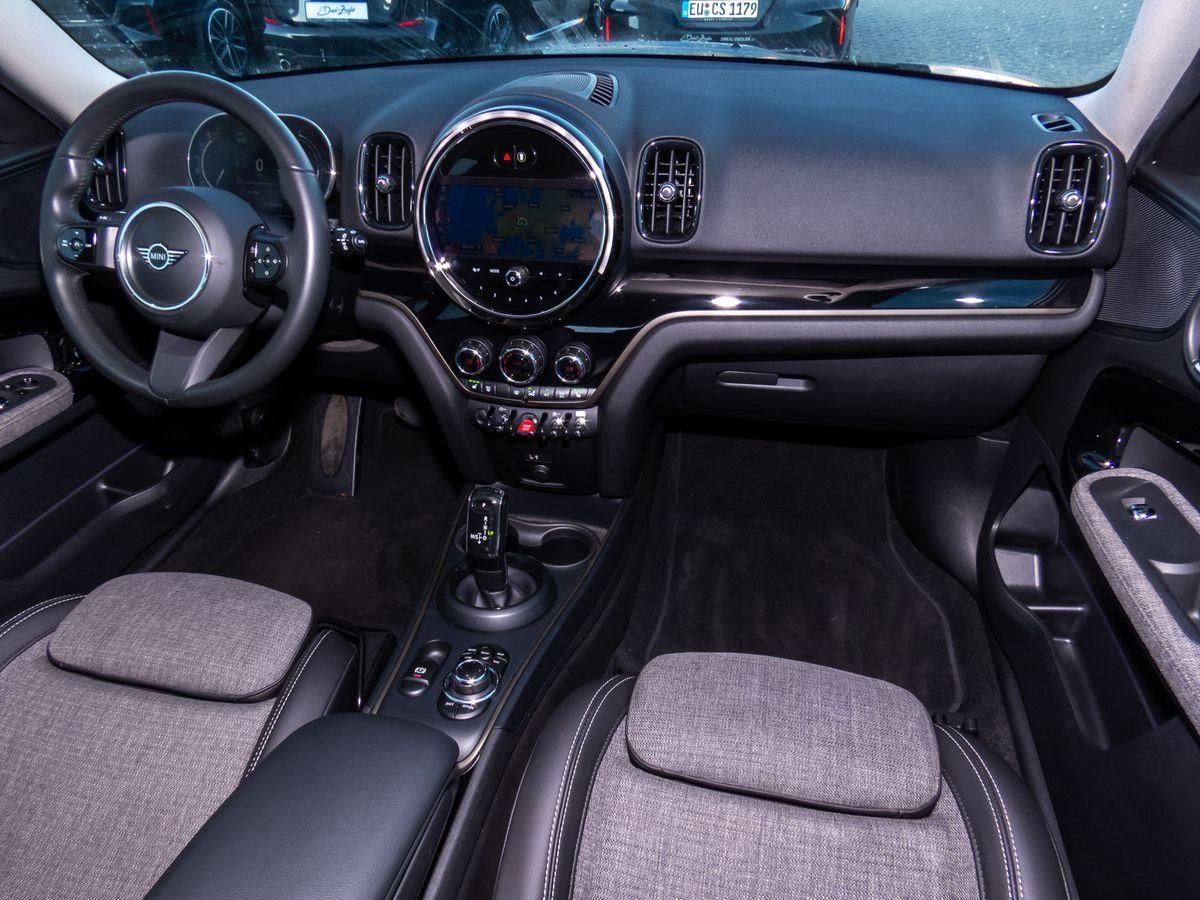 MINI Cooper Countryman Classic - Samsaru's Car Outlet