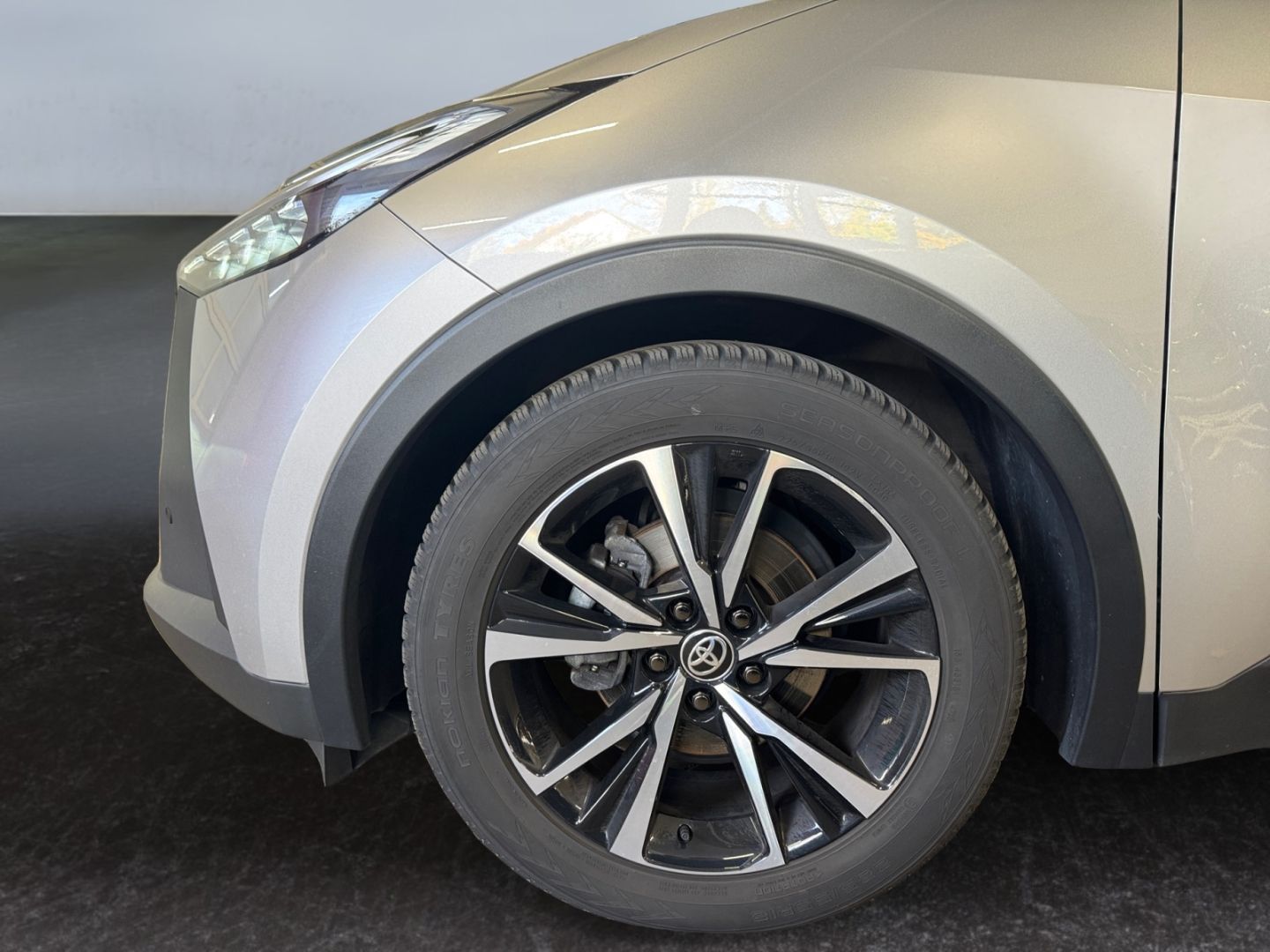 Toyota C-HR 1.8 Hybrid Team D *LED*ACC*CAM*Navi*CarPlay