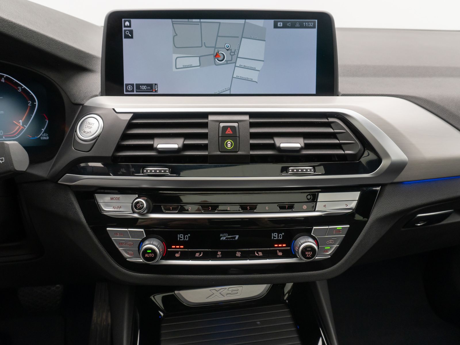 BMW X3 xD20d xLine - Samsaru's Car Outlet
