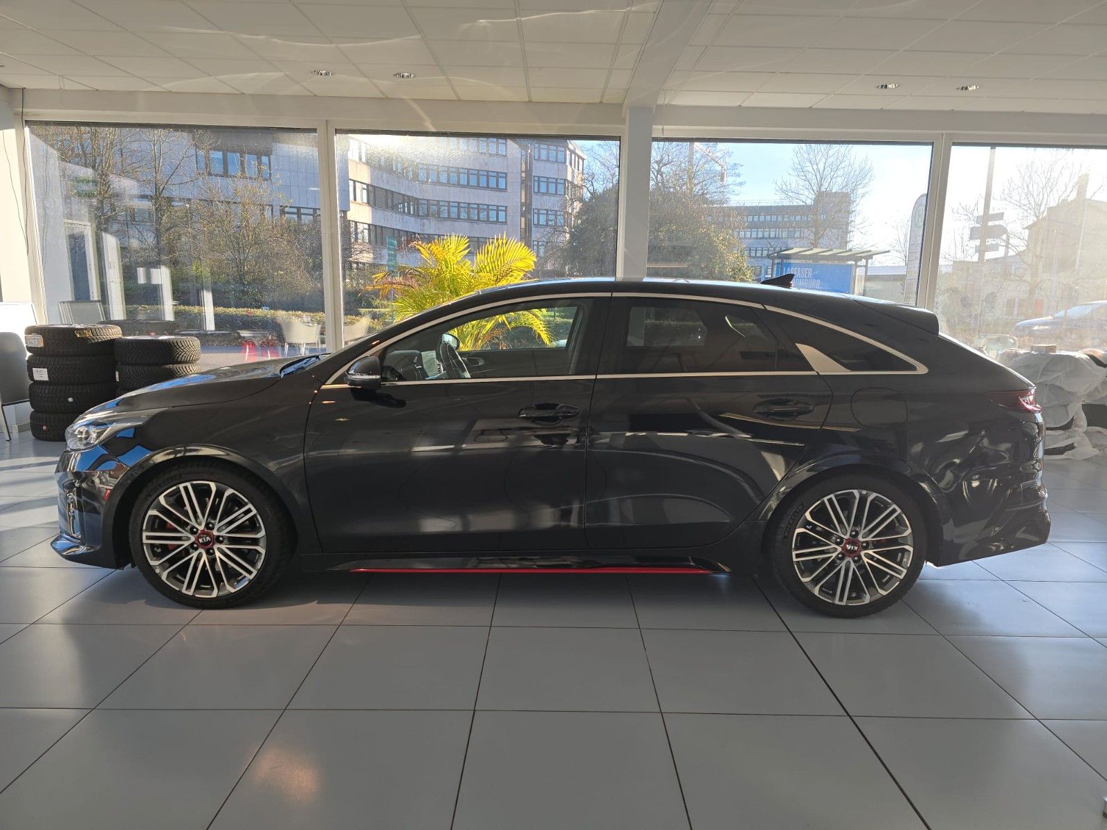 Kia pro cee'd / ProCeed GT - Samsaru's Car Outlet