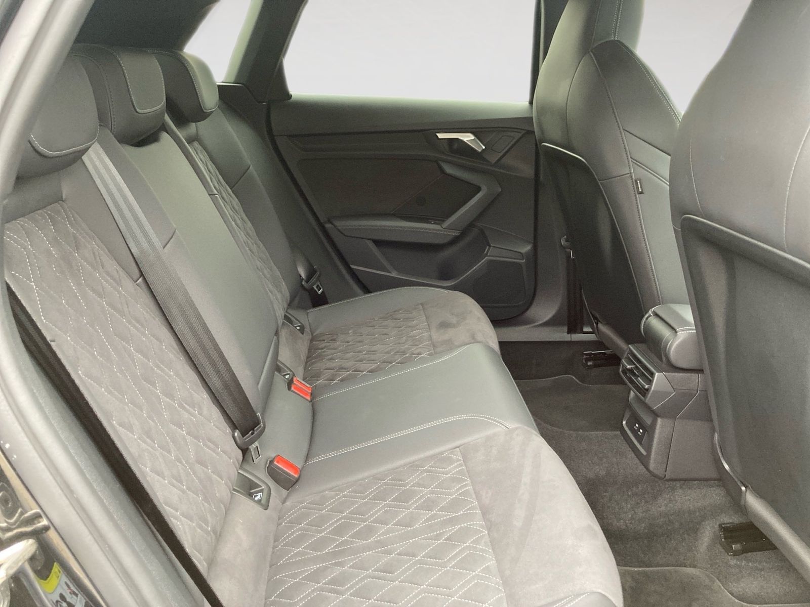 Audi A3 Sportback S-LINE 40TFSIe 204PS.STRONIC.LED.NA