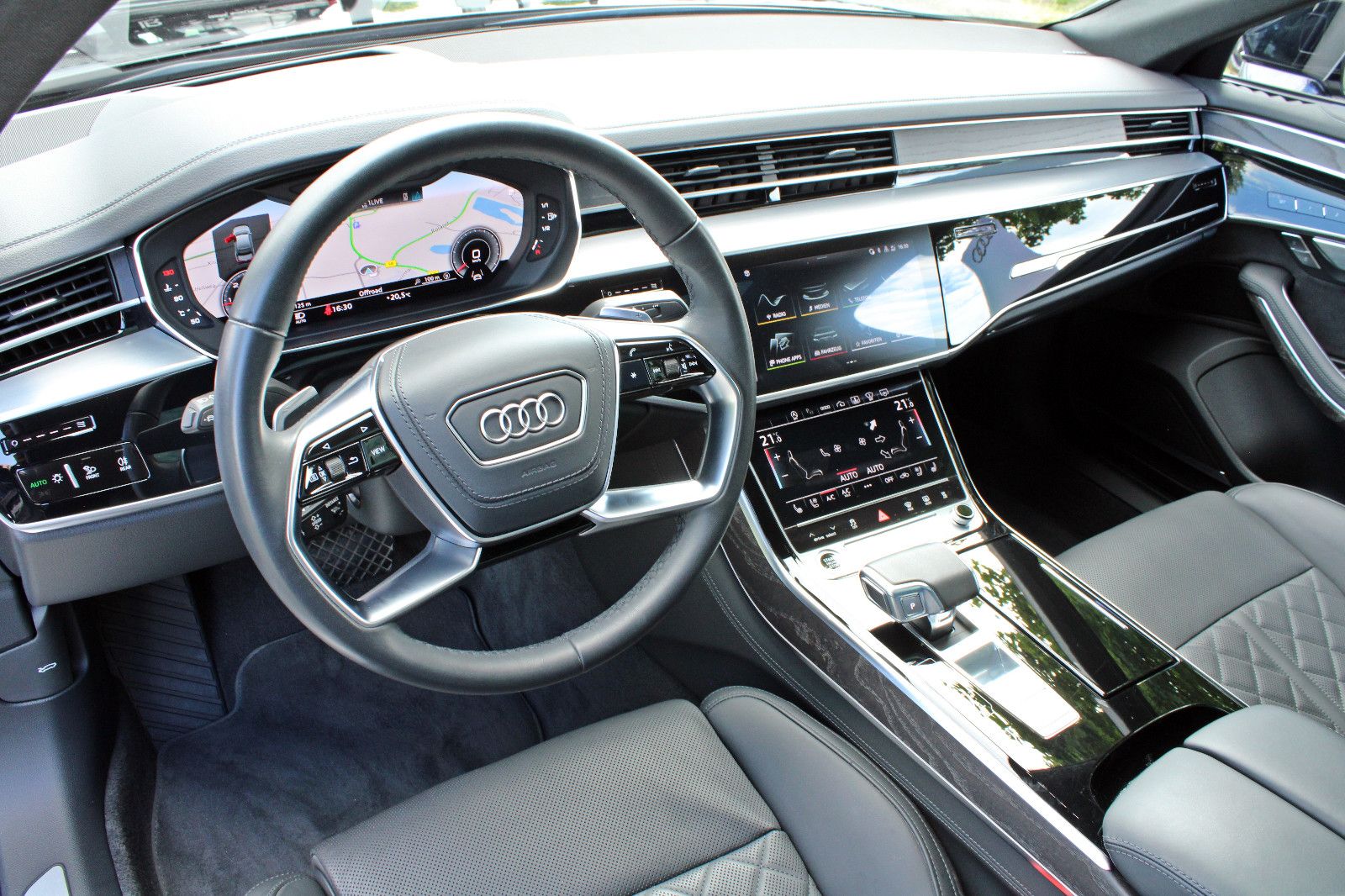 Audi A8 Lang 50TDI S LINE BLACK - Samsaru's Car Outlet