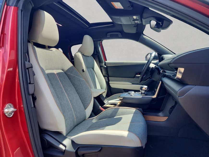 Mazda MX-30 e-SKYACTIV R-EV MAKOTO