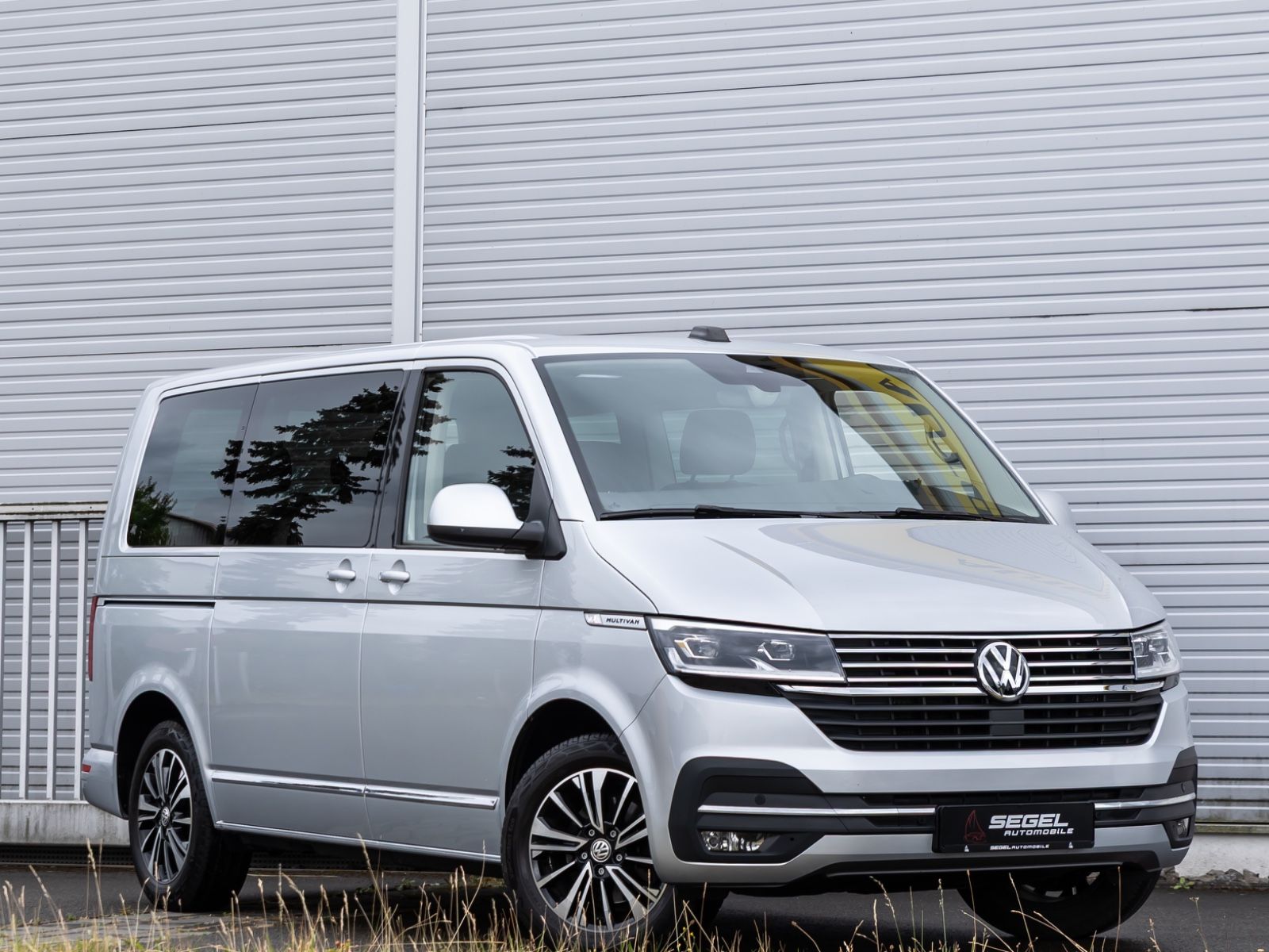 Volkswagen T6 Multivan - Samsaru's Car Outlet