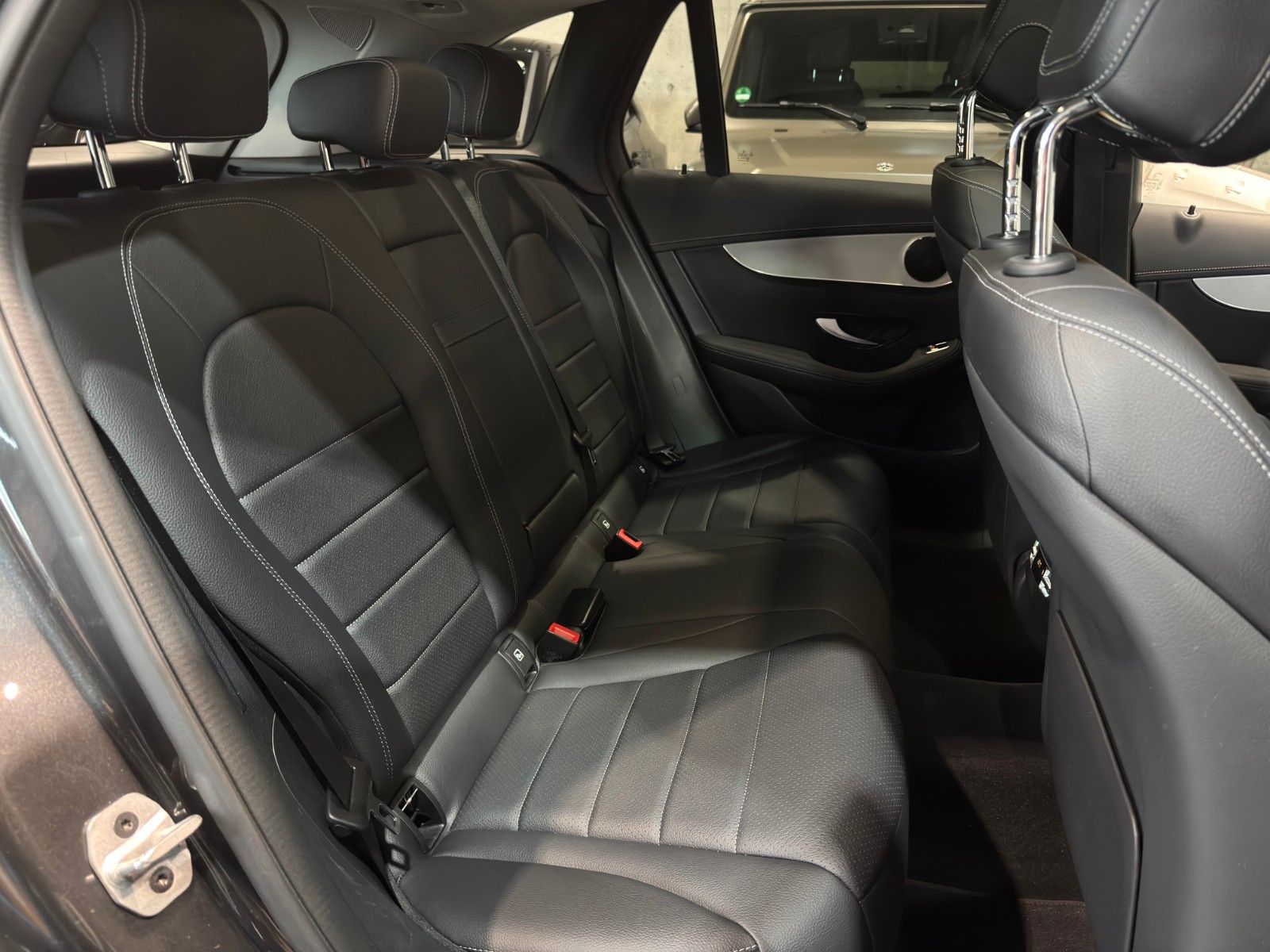 Mercedes-Benz GLC 300de/4Matic/1.Hand/Memory/AHK