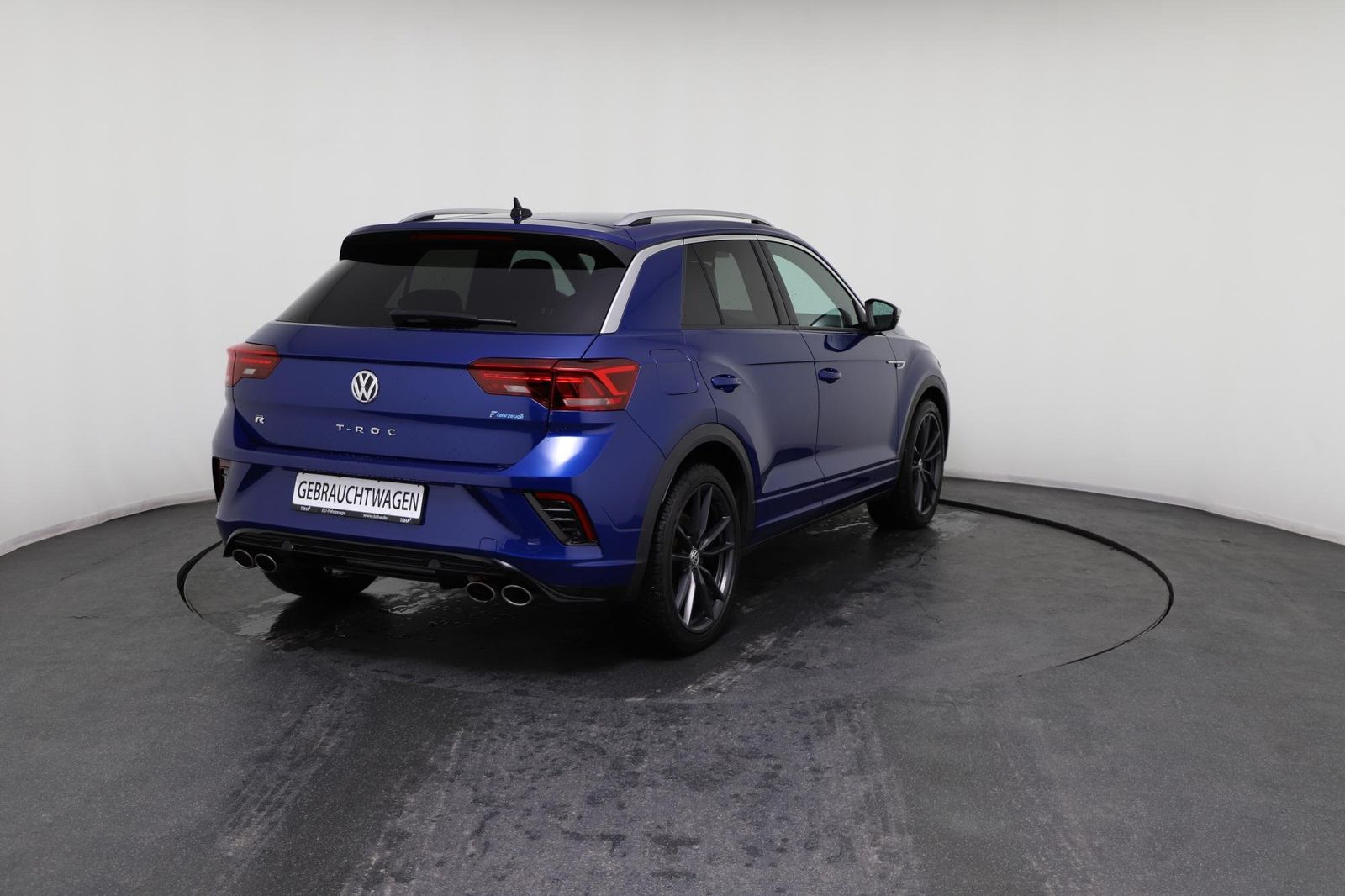 Volkswagen T-Roc 2.0 TSI 4-Motion R - Samsaru's Car Outlet