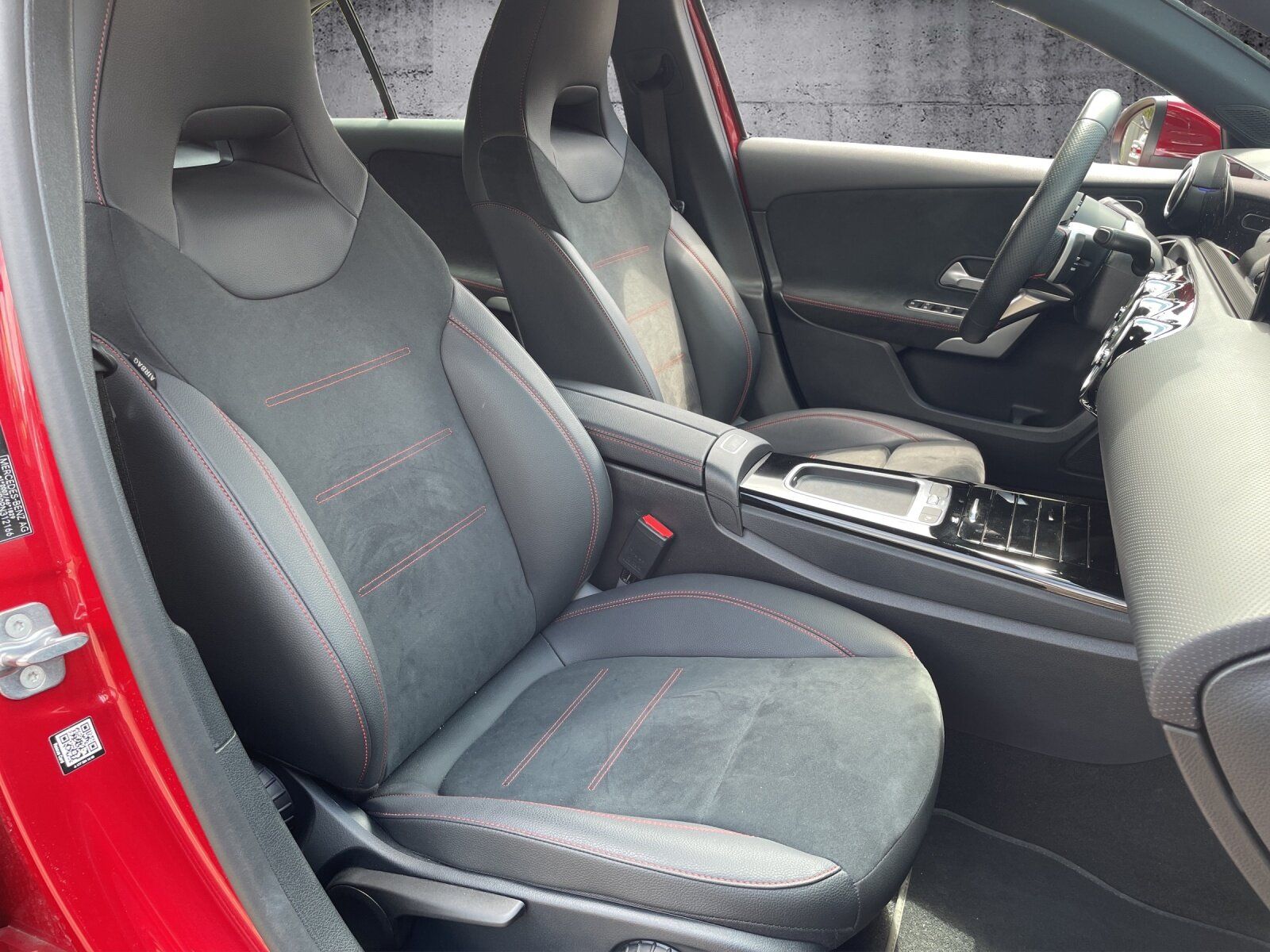 Mercedes-Benz A 250 4M AMG - Samsaru's Car Outlet